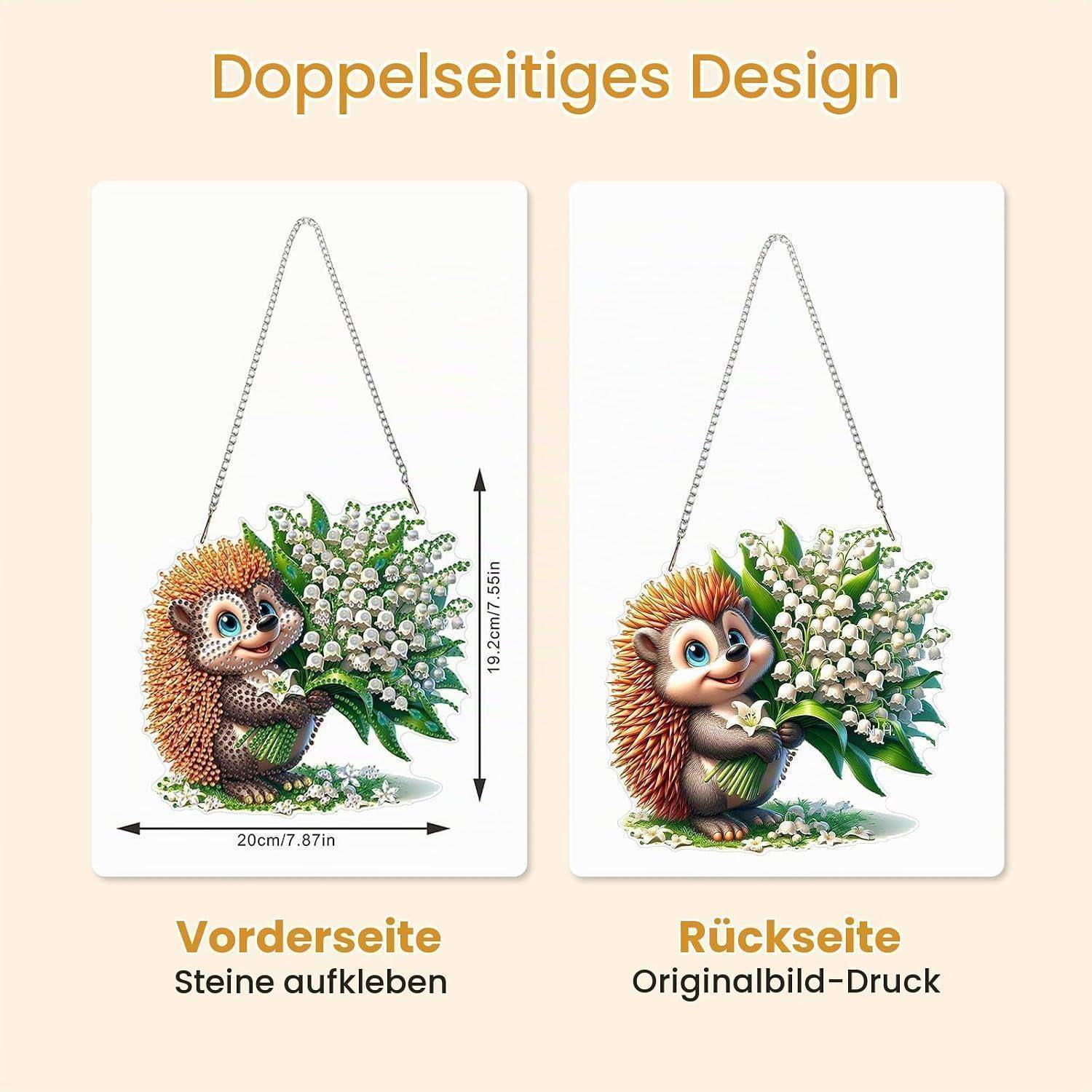 Vergleichsgrafik zeigt eine hängende Igel-Dekoration; links ist die Vorderseite mit anzubringenden Steinen, rechts ist die Rückseite mit dem ursprünglichen Bilddruck.