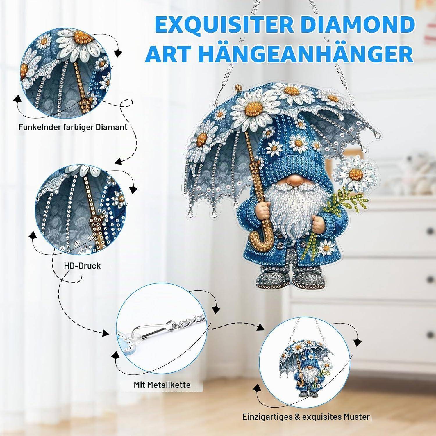 Anzeigenposter für einen "Exquisiter Diamond Art Hängeanhänger"" mit einem Gnom unter einem blauen Blütenregenschirm, Nahaufnahmen von funkelnden Diamantperlen, HD-Druck, Metallkette und fertigem Design.