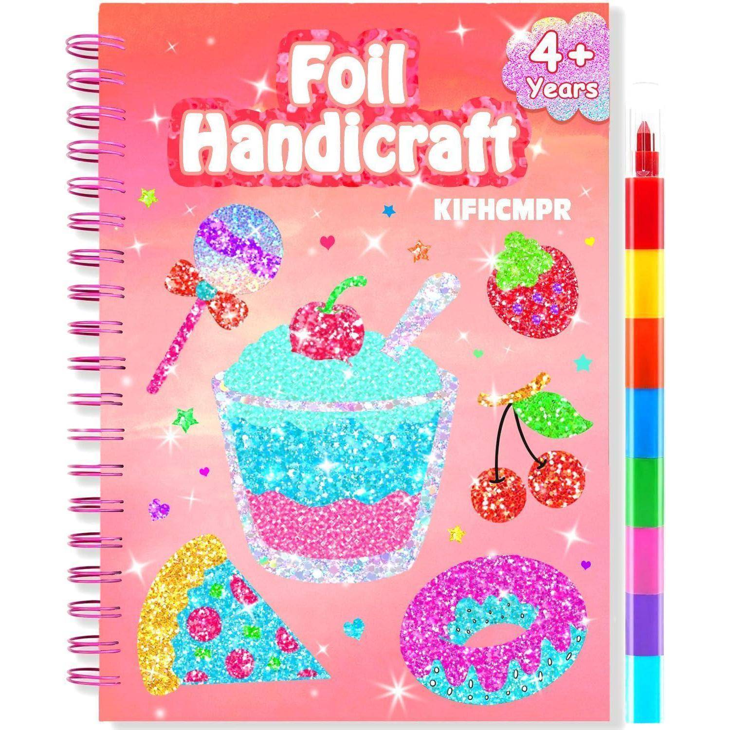 Kinderbastelset mit Folie, bestehend aus einem spiralgebundenem rosa Aktivitätsbuch mit der Aufschrift „Foil Handicraft