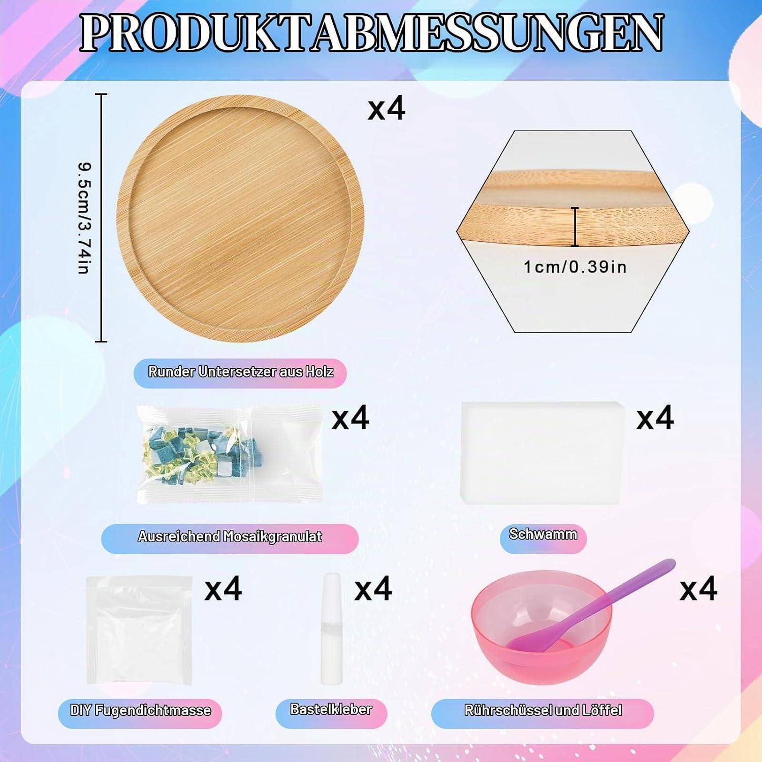 Infografik mit dem Titel „PRODUKTABMESSUNGEN" zeigt Kitinhalte: vier runde Holzuntersetzer, 9,5 cm breit und 1 cm dick, plus je vier Packungen Mosaikgranulate, Schwamm, DIY-Fugenmasse, Bastelkleber und Rührschüssel mit Löffel.