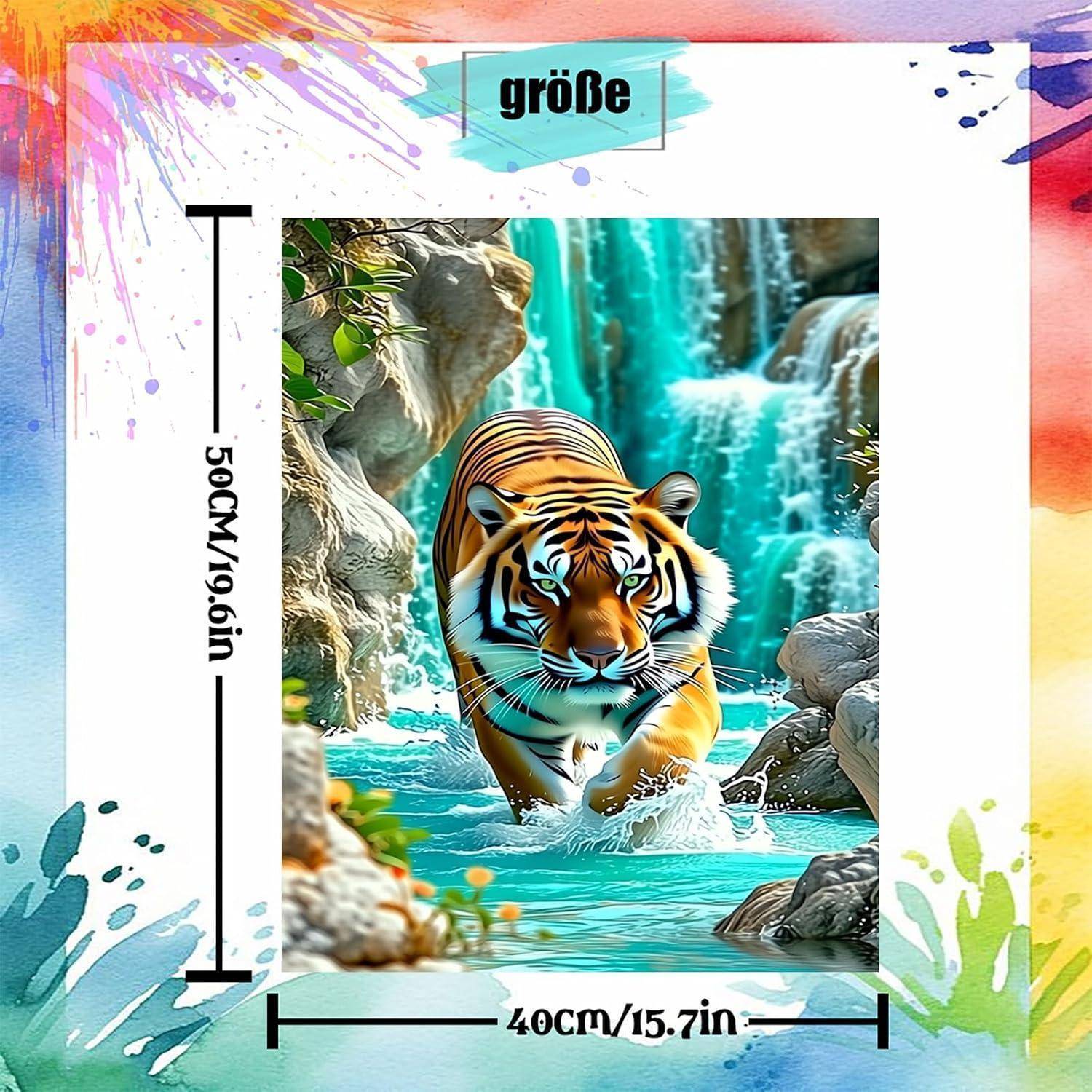 Plakat mit einem Tiger, der vor einem Wasserfall durch Wasser läuft, mit der Beschriftung 'größe', Maße 50 cm x 40 cm.