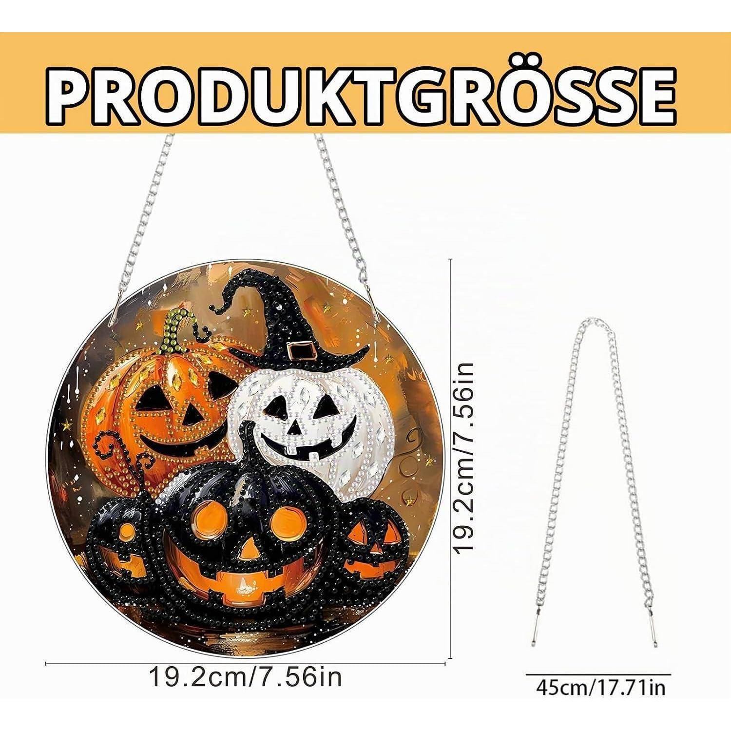 Produktgrößengrafik, die eine Halloween-Kürbis-Wanddekoration mit Ketten zeigt, mit den Maßen 19,2 cm x 19,2 cm (7,56 Zoll) und einer Kettenlänge von 45 cm.