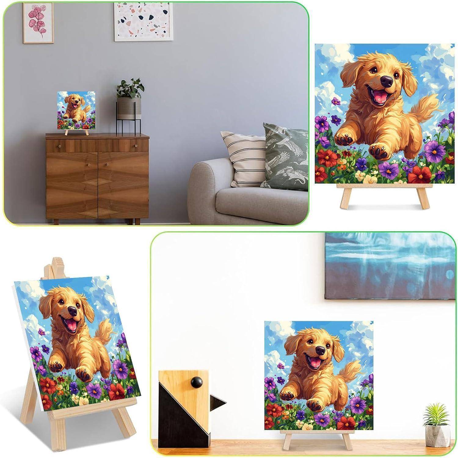 Kunstdruck einer lächelnden Golden Retriever in einem farbenfrohen Blumenfeld, gezeigt auf Staffeleien und als Wanddekoration in einem modernen Zimmer.