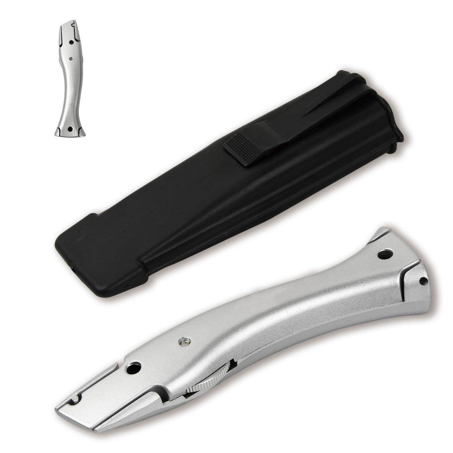 Silbernes klappendes Universalmesser offen neben einer schwarzen Tragesscheide gezeigt, mit einer kleinen geschlossenen Ansicht eingefügt in der Ecke.