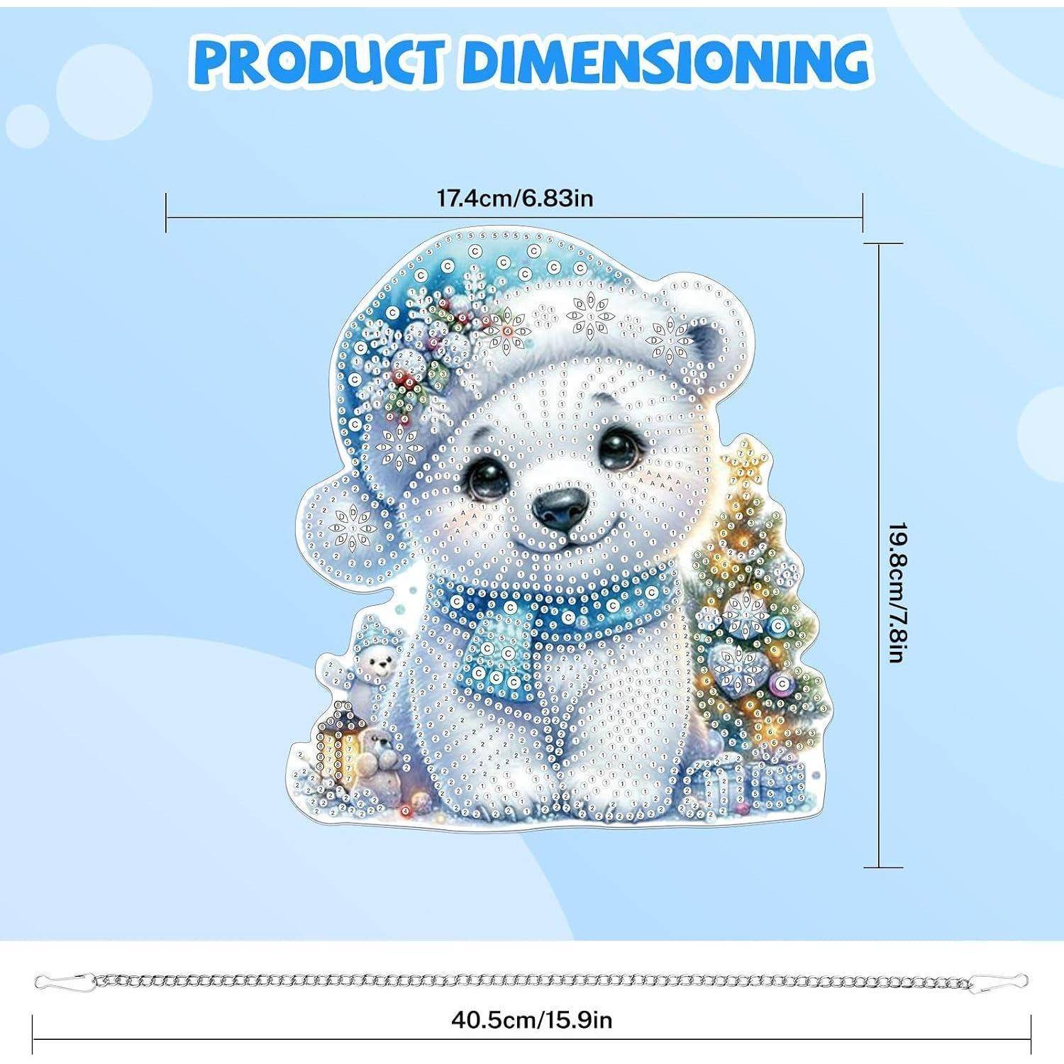 Produktgrößengrafik für ein bärenförmiges Ornament: 17,4 cm breit und 19,8 cm hoch, mit einer 40,5 cm langen Kette.