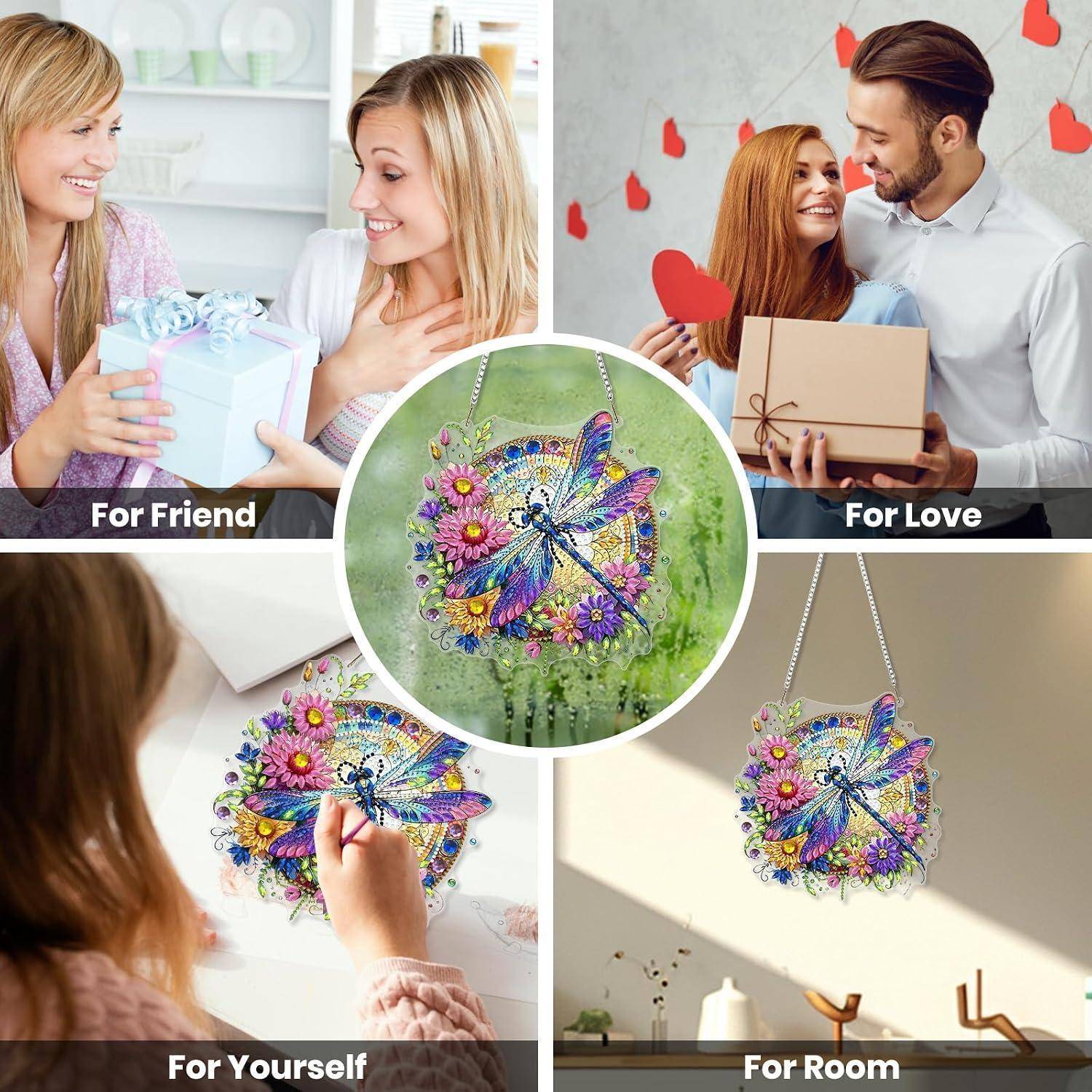 Collage mit farbenfrohem Schmetterlings-Blumenentwurf als Geschenk, mit Beispielen beschriftet als „Für Freund
