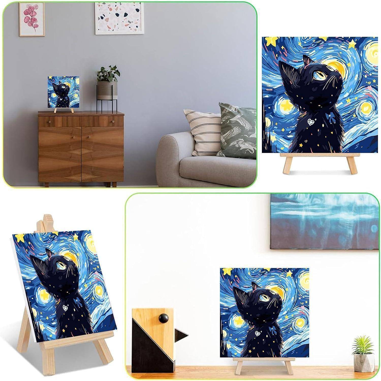 Schwarze Katze Gemälde im Starry Night Stil auf Staffeleien und in einem Raum-Mockup angezeigt, zeigend wie das Kunstwerk als Wanddekoration aussieht.