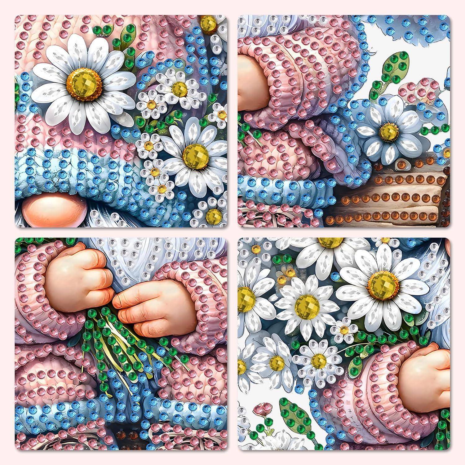 Vierpanel-Bild eines Babys in rosa und blauen Kleidern mit Blumenapplikationen, dargestellt in Nahaufnahmen auf Händen und Ärmeln, verziert mit strukturierten Perlenbesätzen.