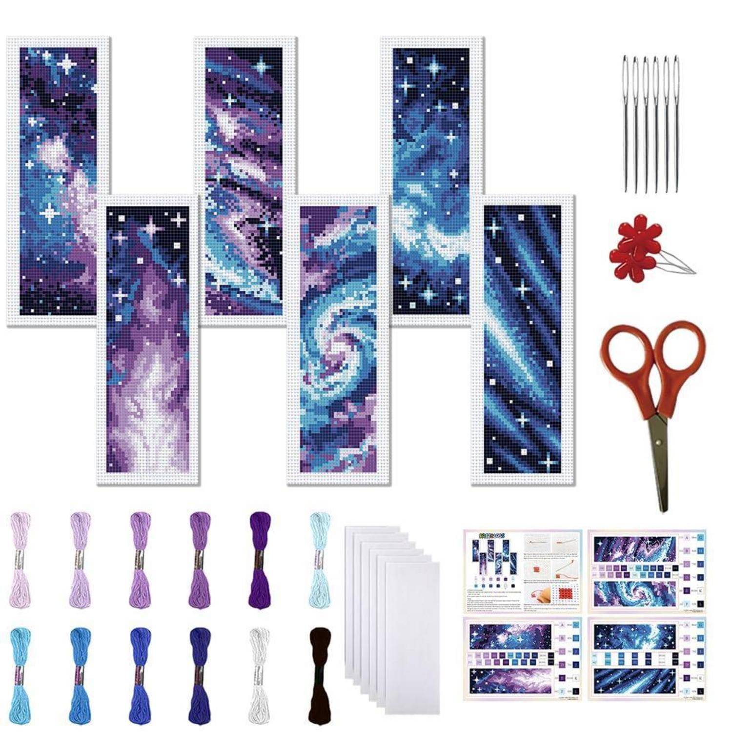 Kreuzstich-Set mit sechs weltraum-thematischen Lesezeichen-Mustern, Nadeln, roten Stickschere, Floss-Garnknäueln und Anleitungsblättern.