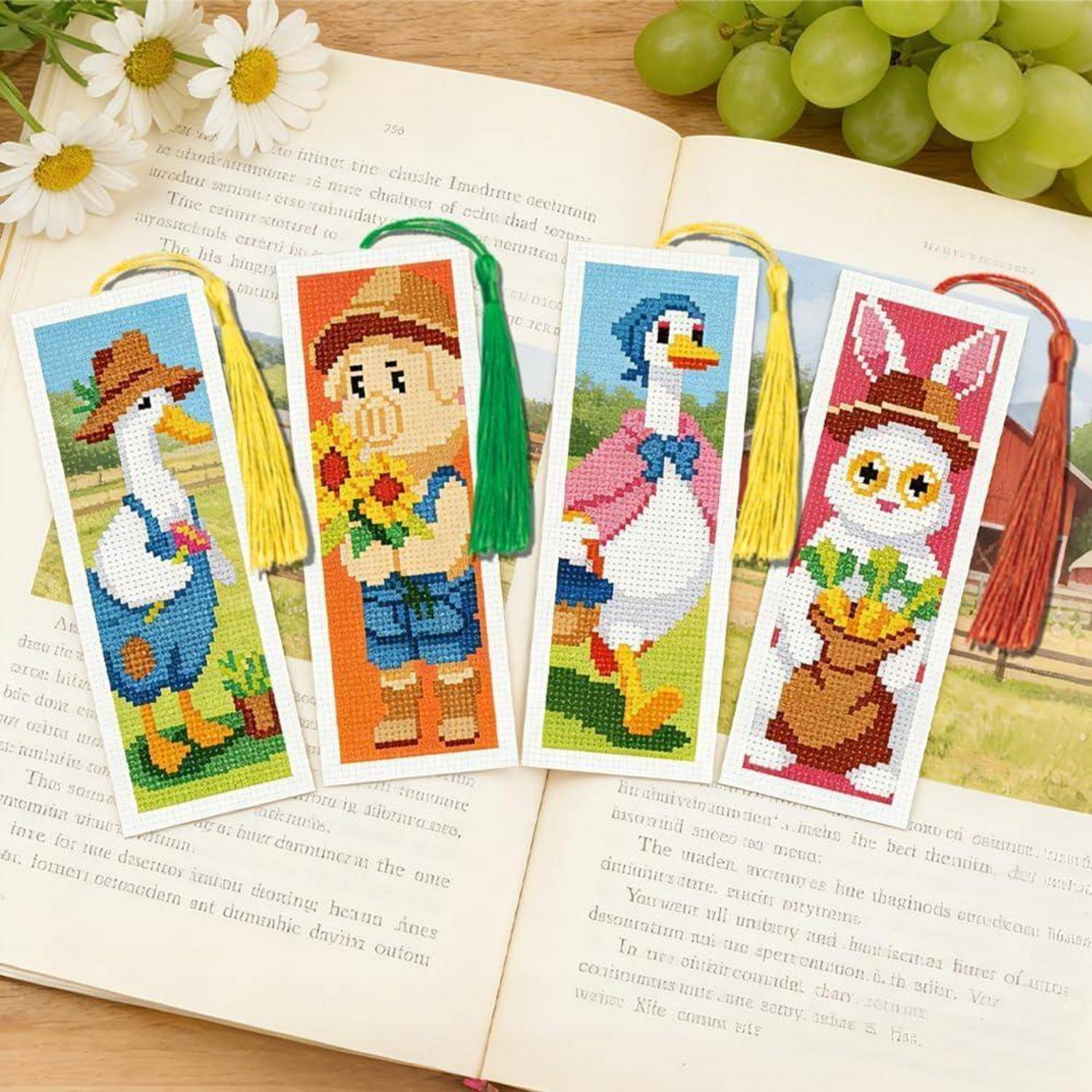 INFUNLY 6 Stück Bauernhoftiere Kreuzstich Lesezeichen Set 17.7x23.6 Geprägte Stickerei Lesezeichen Kits mit Cartoon Tiere Needlepoint Lesezeichen Ki