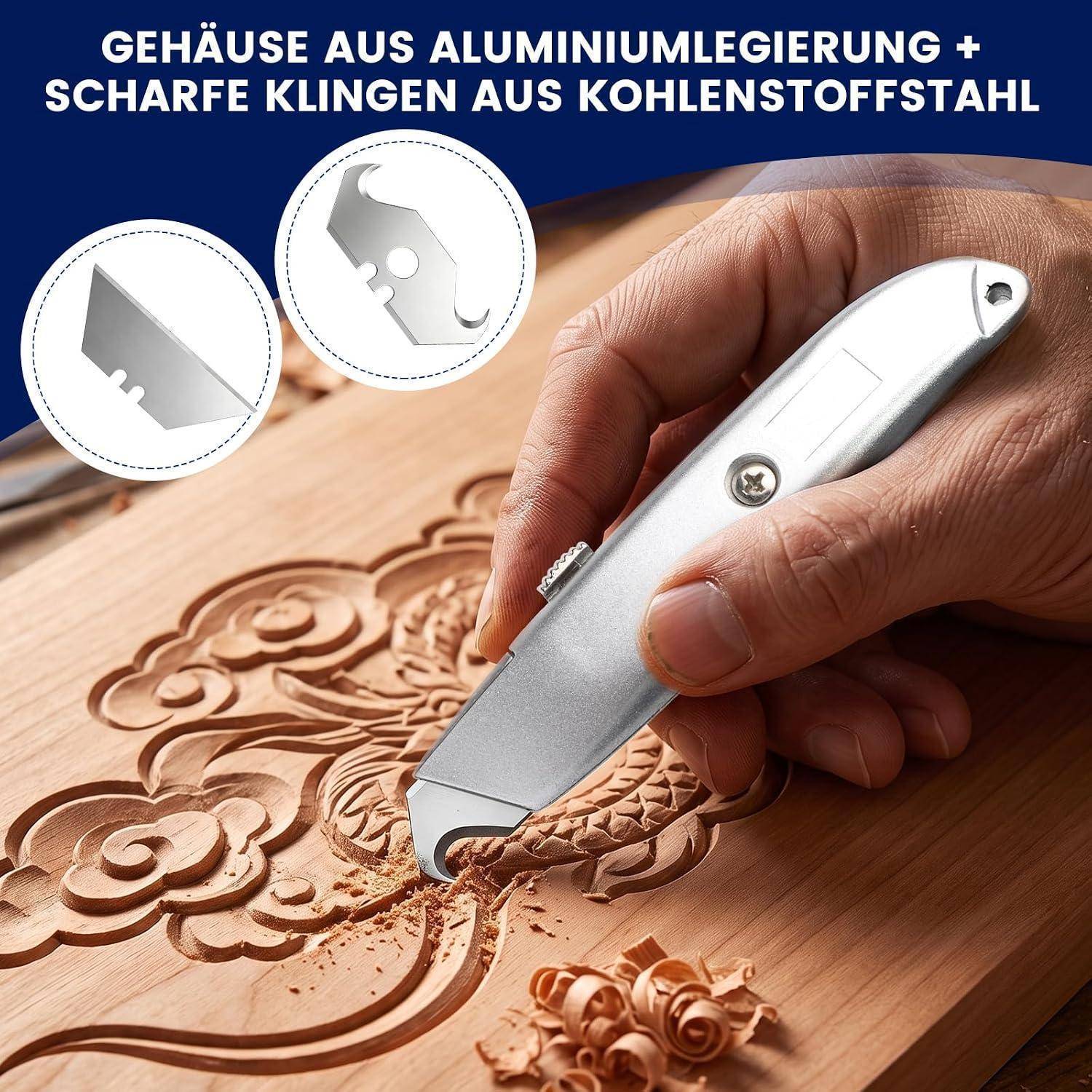 Hand, die mit einem silbernen Schnitzermesser ein kunstvoll verziertes Muster in Holz schneidet; deutscher Text besagt „Aluminium-Legierungsgehäuse + scharfe Kohlenstoffstahlklingen