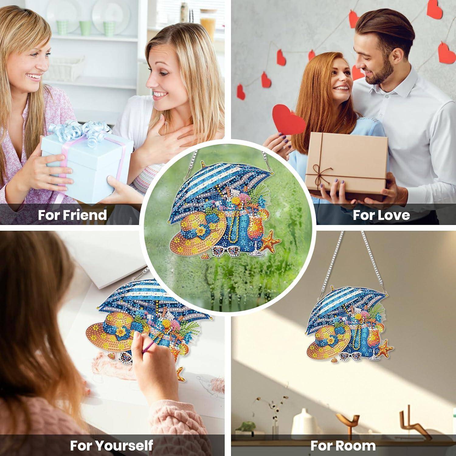 Collage mit einer farbenfrohen Wanddekoration aus Regenschirm und Regenstiefeln, mit beschrifteten Verwendungszwecken: „Für Freund