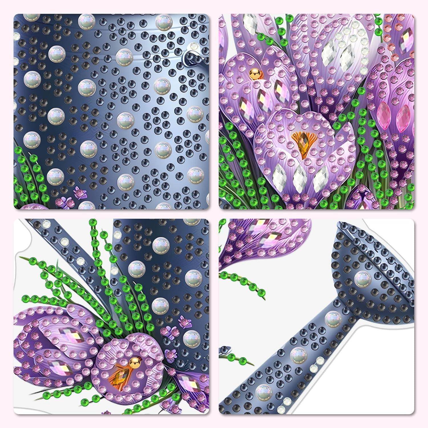 Collage aus vier Nahaufnahmen mit einem geschmückten Blumendesign mit violetten Blüten, grünen Stielen und einem silbernen strukturierten Hintergrund
