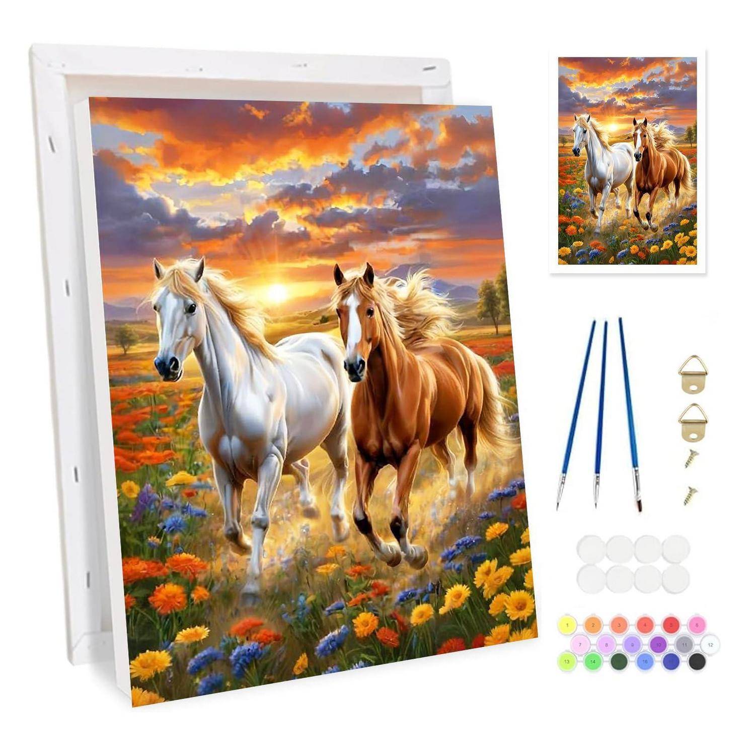 Malen-nach-Zahlen-Set mit zwei Pferden, die durch ein blütenreiches Feld bei Sonnenuntergang galoppieren, mit enthaltenen Pinseln, Farbdosen und einem Referenzbild.