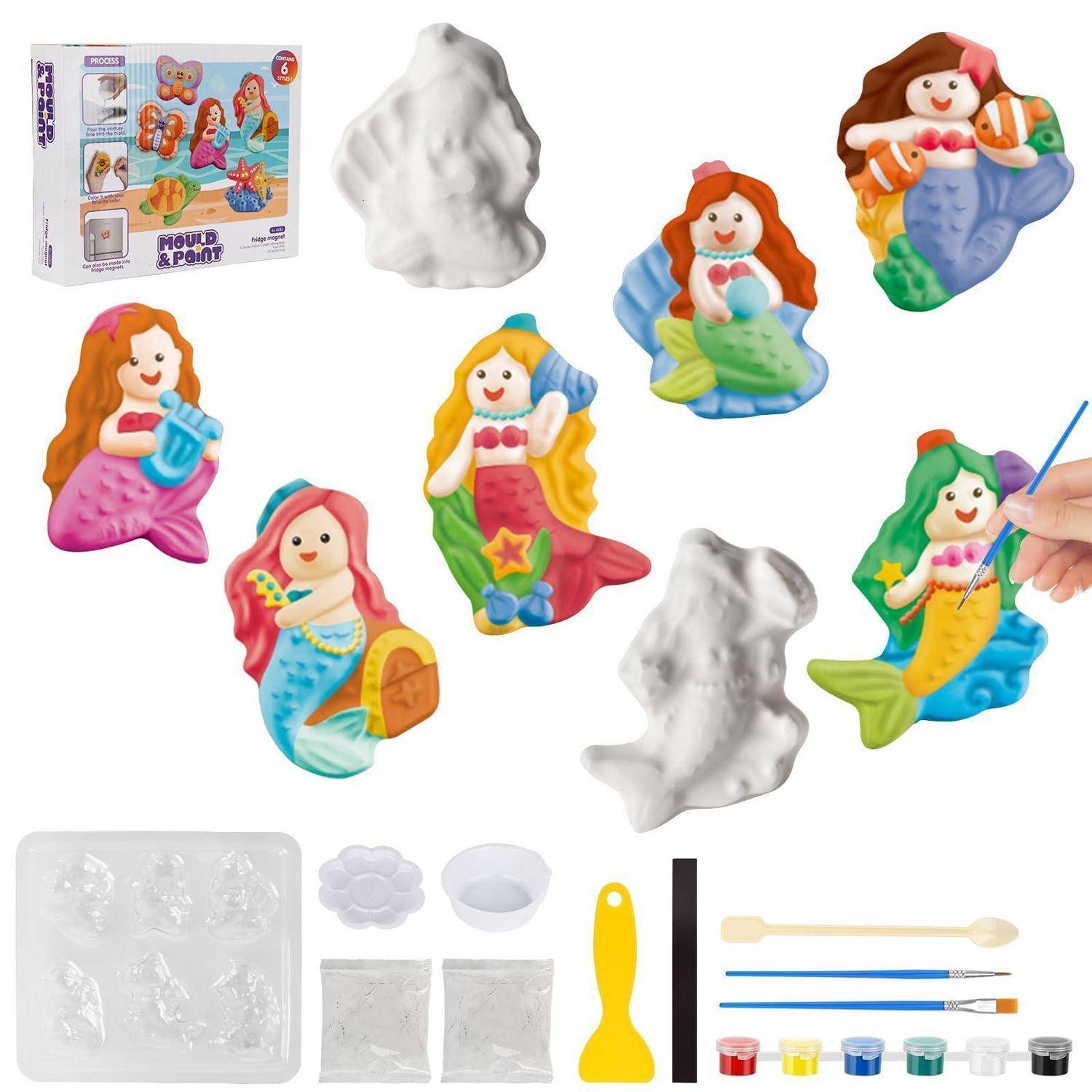 Bastelset-Bild mit meerjungfrauen-förmigen Formen, bemalten Beispielfiguren, unbemalt Gipsrohlingen, Pinseln, Farben und Werkzeugen zum Herstellen und Verzieren von Meerjungfrauen-Handwerk.