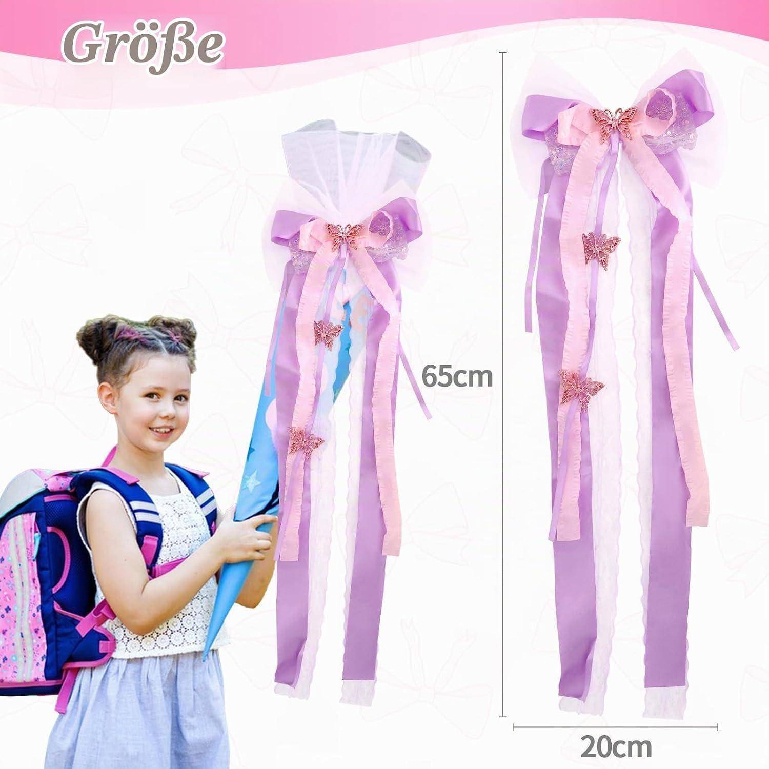 Produktbild zeigt eine violett-rosa dekorative Tasche oder Abdeckung mit einer Höhe von 65 cm und einer Breite von 20 cm, fotografiert mit einem Kind als Größenvergleich.
