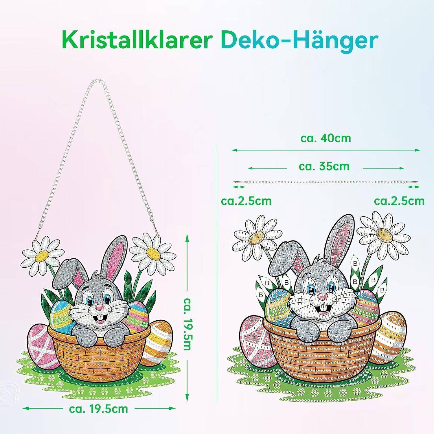 Illustration eines kristallklaren hängenden Osterschmucks: ein Hase in einem Korb mit Blumen, in zwei Größen dargestellt mit Abmessungen von etwa 40 cm Breite und 19,5 cm Höhe.