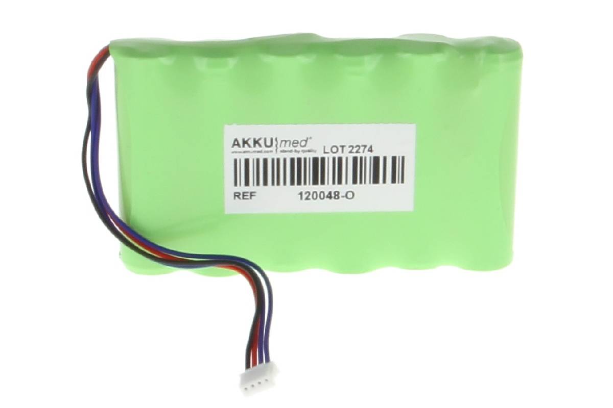 Grüner wiederaufladbarer Batteriepack mit angebrachten roten, blauen und schwarzen Drähten und einem weißen Stecker, gekennzeichnet mit „AKKU med