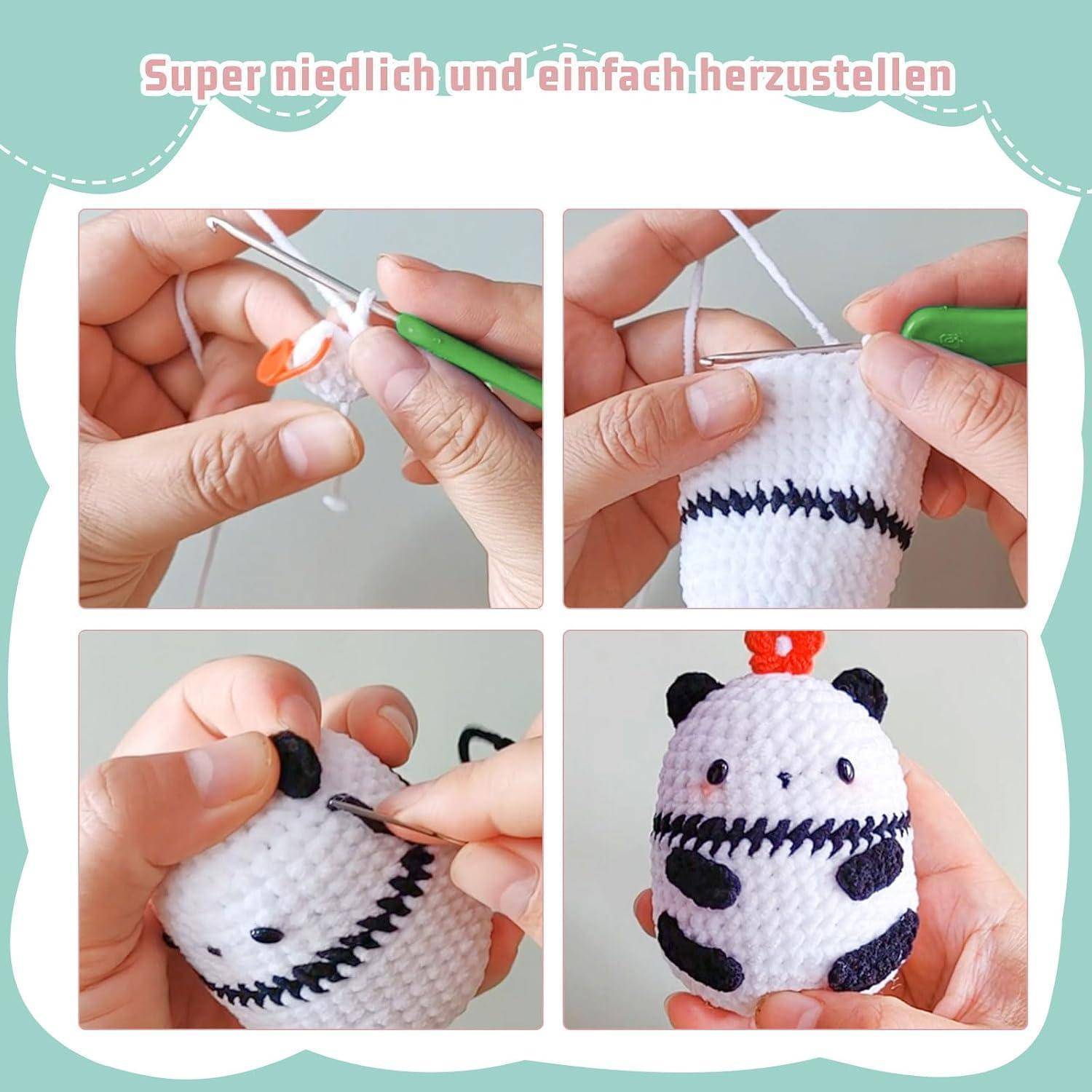 Collage von Händen, die ein kleines gehäkeltes Panda-Plüschtier anfertigen, mit schrittweiser Montage und dem fertigen Amigurumi-Panda.
