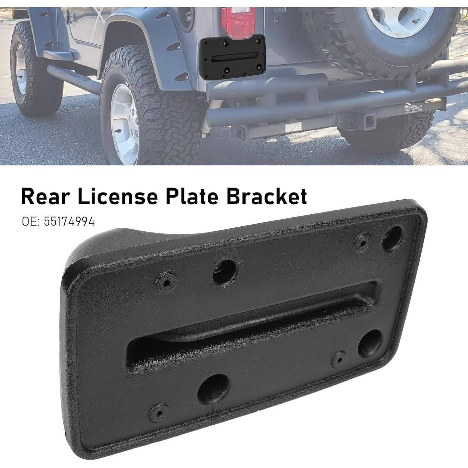 Schwarze hintere Kennzeichenhalterung auf einem Fahrzeug montiert gezeigt, mit Produkttext „Rear License Plate Bracket