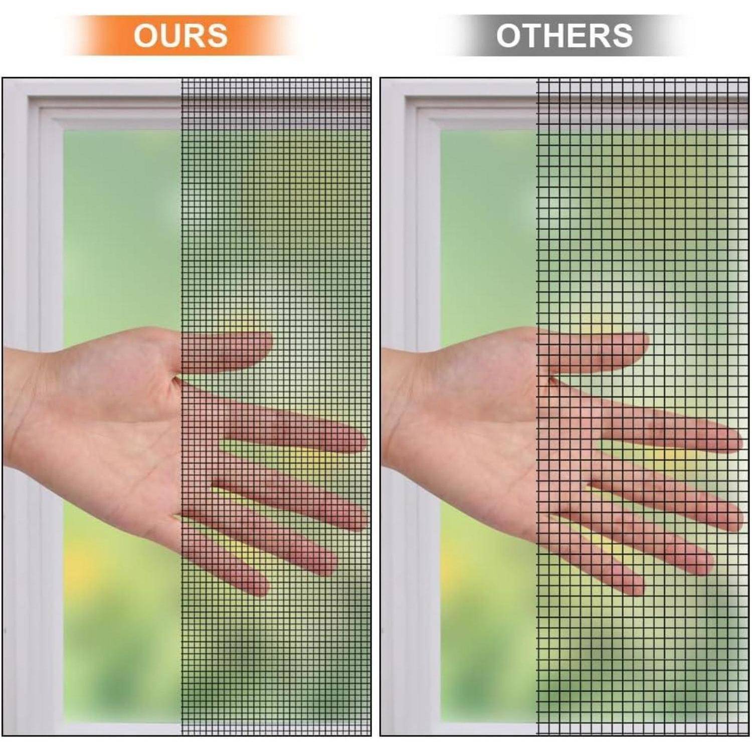 Nebeneinander-Vergleich von Fensterfliegengitternetzen mit den Bezeichnungen „UNSERS" und „ANDERER"", wobei das Netz „UNSERS"" feiner und durchsichtiger ist und weniger sichtbare Handverformung aufweist.