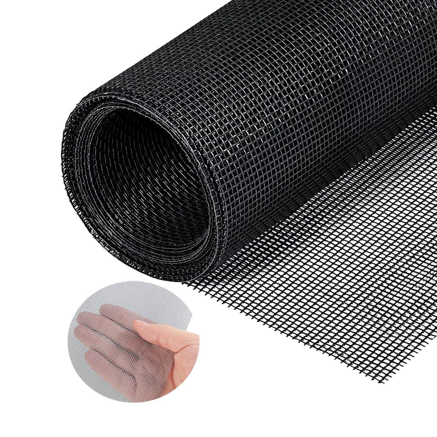Rolle schwarzes Maschengewebe mit Nahaufnahme-Einsatz, das die feine Netzstruktur über einer Hand zeigt und auf ein flexibles Schutz- oder Insektenschutzmaterial hindeutet.