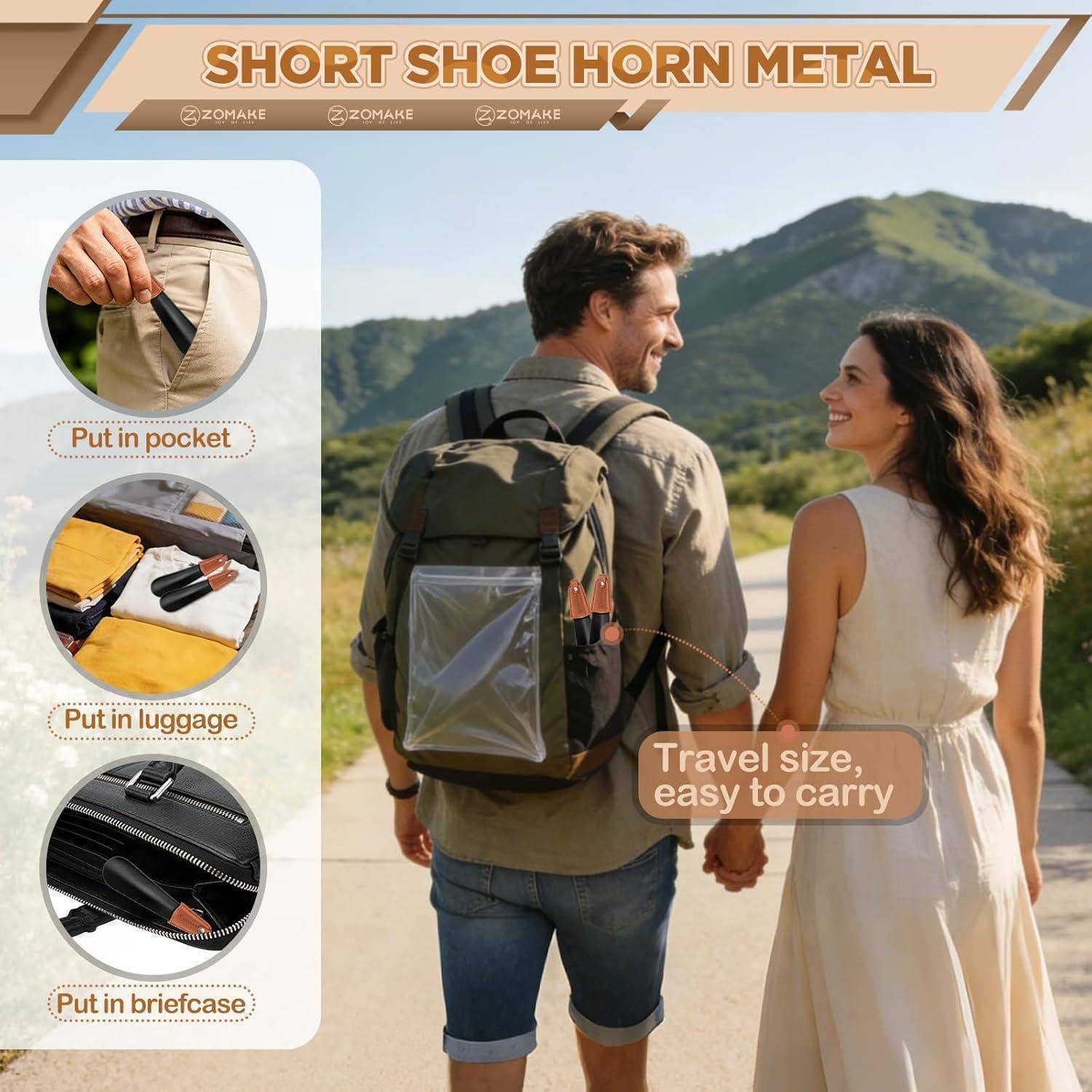 Werbebild für einen 'KURZEN SCHUHLÖFFEL AUS METALL' mit einem Paar beim Wandern und dem kompakten Schuhlöffel in Taschen, Gepäck und einer Aktentasche; der Text lautet 'Reisegröße, leicht zu transportieren'.