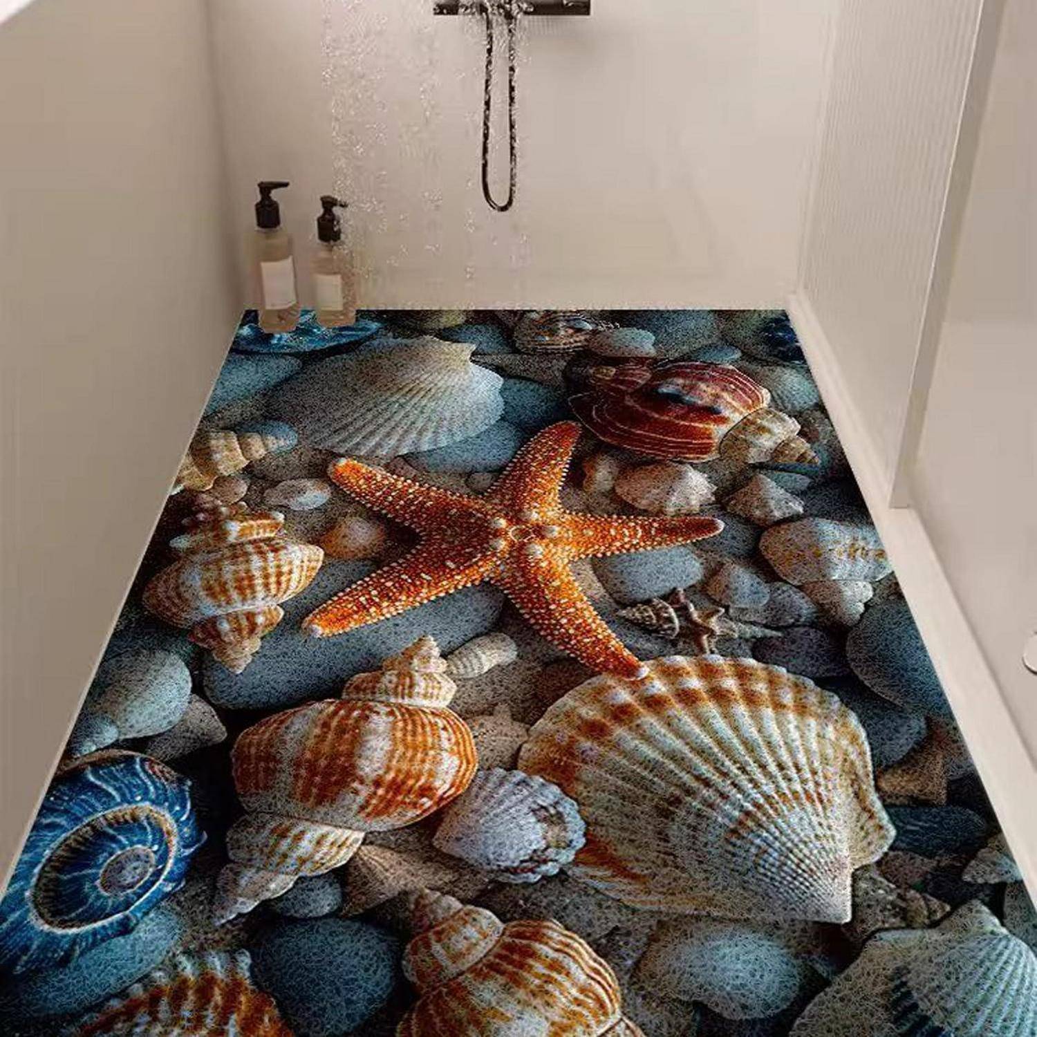 Duschtasse mit einem 3D-Design von Muscheln und Seesternen, die eine ozeanische Badezimmeroberfläche schaffen.