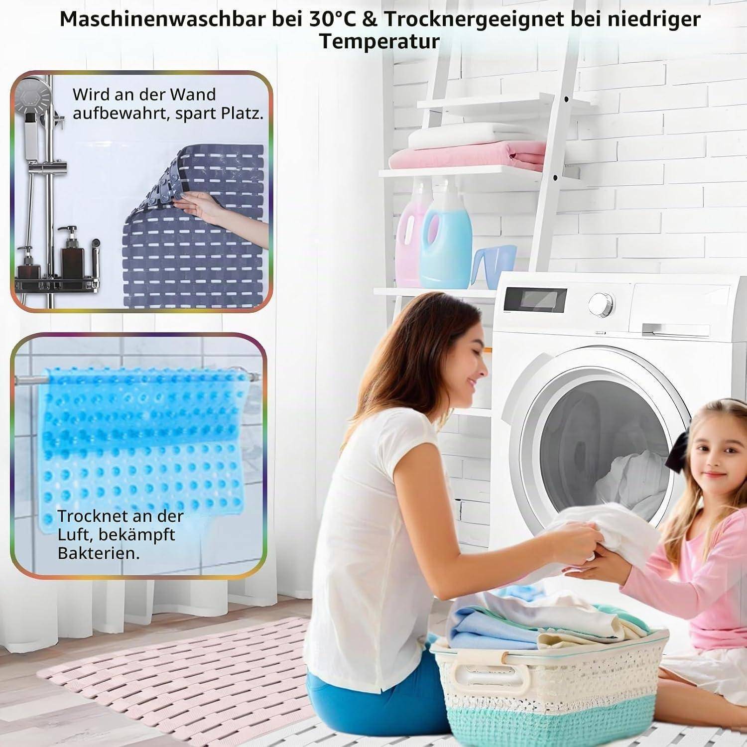 Mutter und Tochter laden Wäsche in eine Frontlader-Waschmaschine in einem hellen Badezimmer; der eingefügte Text besagt, dass sie wandmontiert ist, bei 30°C in der Maschine waschbar ist und bei niedriger Temperatur trocknet.