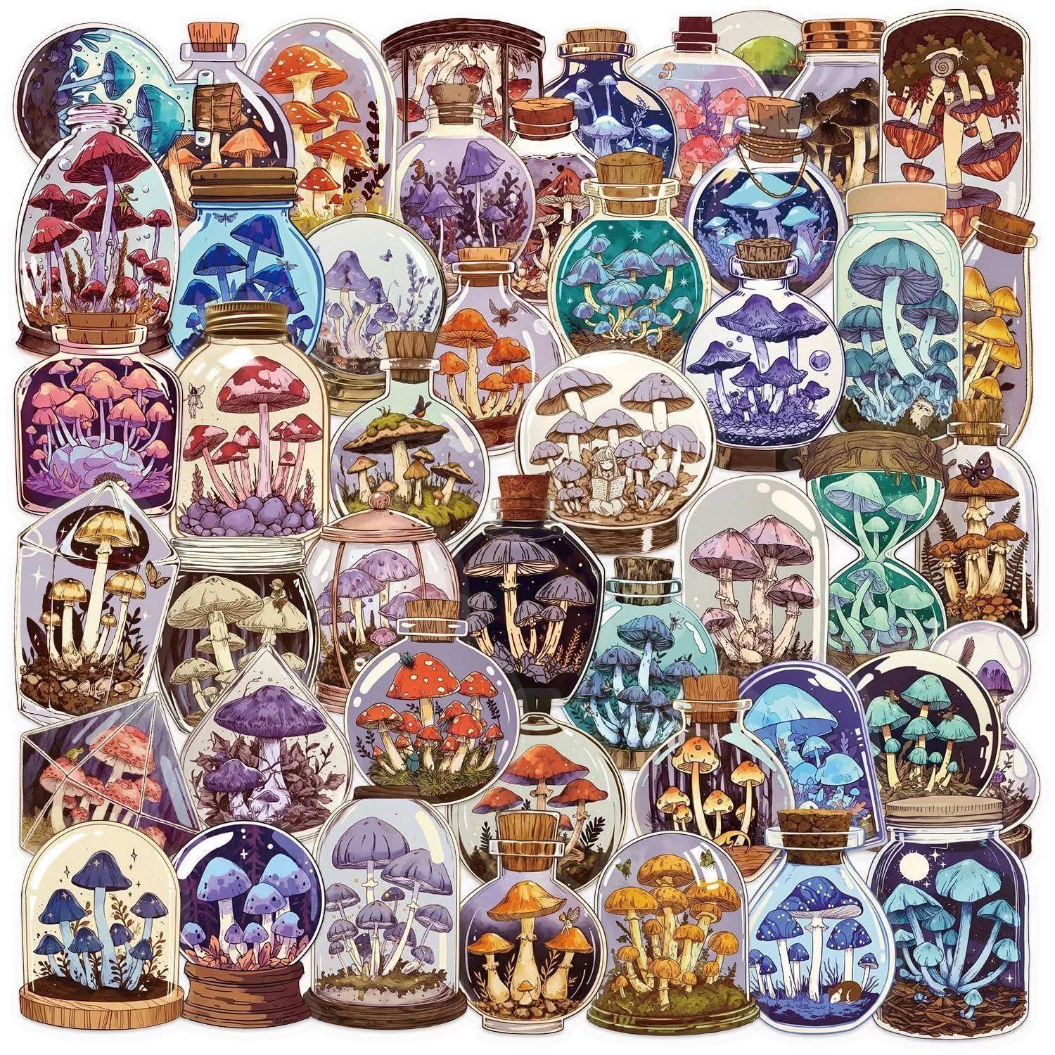 Verschiedene illustrierte Pilze in zahlreichen Glasgefäßen und Flaschen konserviert, als bunte Collage angeordnet.