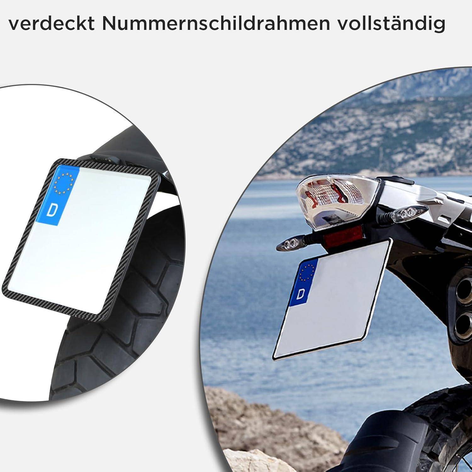 Werbebild eines Motorrad-Kennzeichenhalters, der den Plattenrahmen vollständig verbirgt, montiert auf einem Motorrad am Wasser.