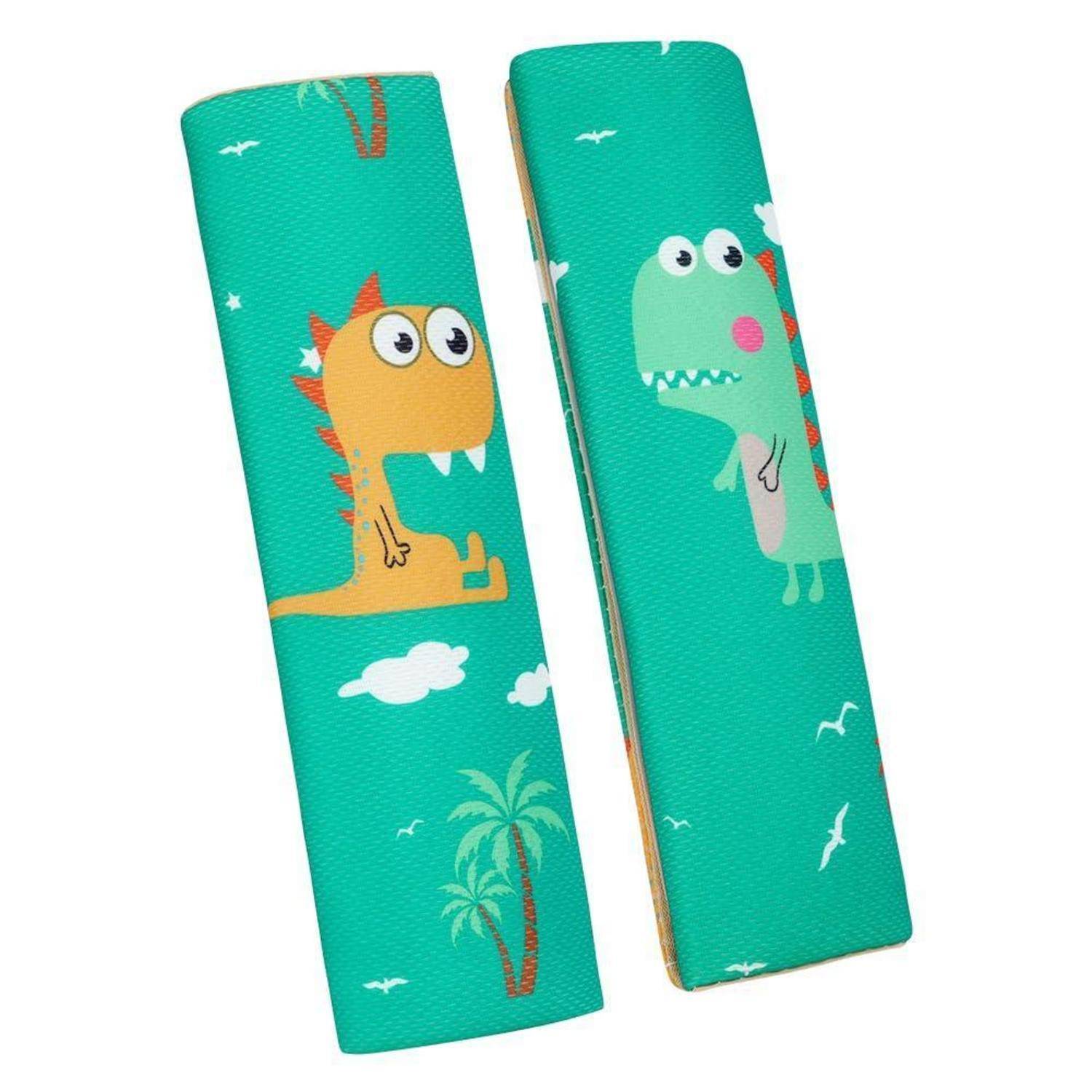 Zwei türkisfarbene, mit Dinosauriermuster versehene Taschen oder Beutel, nebeneinander gezeigt, eine orange und eine grün, mit Palmen und Wolken.