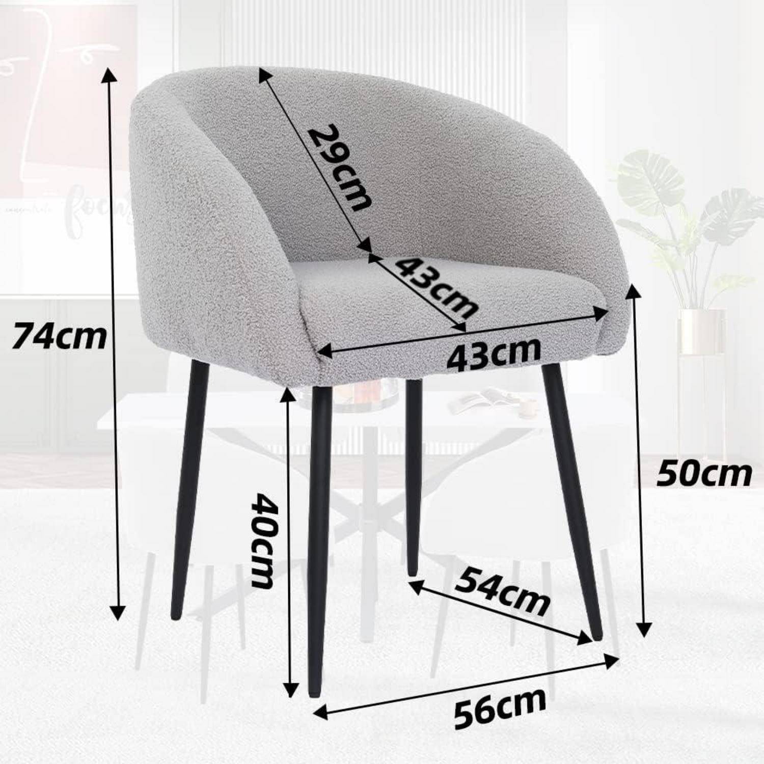 Grauer Polsterstuhl mit schwarzen Beinen, gezeigt mit Abmessungen: 74 cm Höhe, 56 cm Breite, 54 cm Tiefe, Sitzhöhe 40 cm, Sitzbreite 43 cm, Rückentiefe 29 cm.