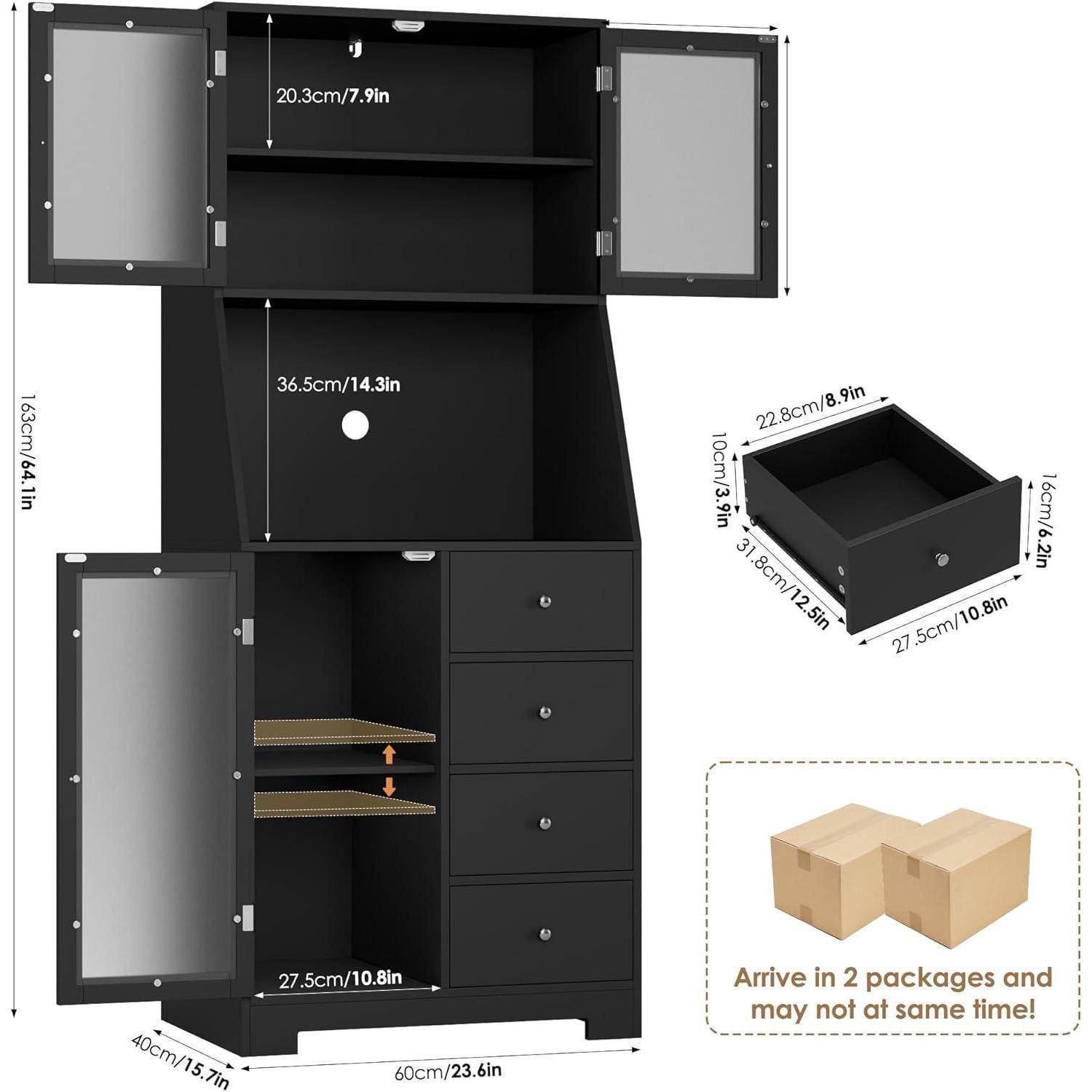 Produktabmessungsdiagramm eines schwarzen Schranks: obere Glastür-Lagerung, offene mittlere Regale, unterer Schrank und vier Schubladen; enthält Inset-Box-Abmessungen und Notiz „Kommt in 2 Paketen an und möglicherweise nicht zur gleichen Zeit!