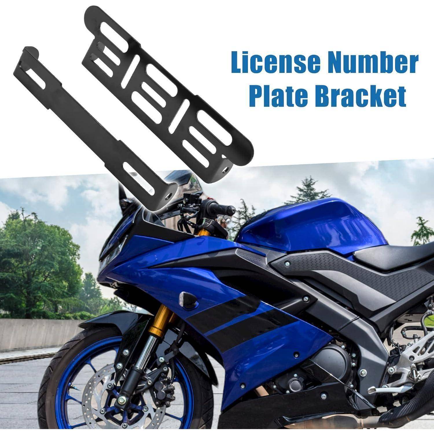 Schwarze Kennzeichenhalter über einem blauen Sportmotorrad mit hervorgehobenem Kennzeichenmontagebereich.