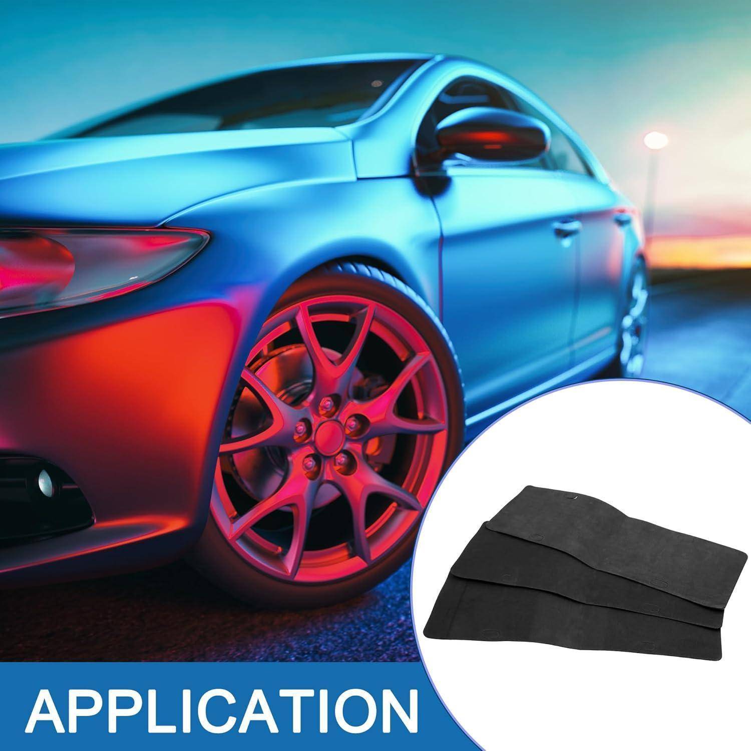 Blauer Sportwagen mit rotgetöntem Rad bei Sonnenuntergang, zeigt ein Beispiel für Autofolie oder Lackschutzanwendung mit dem Wort 