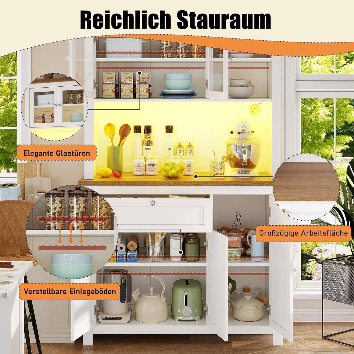 Küchenschrank mit offenen Regalen, Glastüren, verstellbaren Regalen und einer großzügigen Arbeitsfläche, beschriftet mit „Reichlich Stauraum" und „Großzügige Arbeitsfläche"".