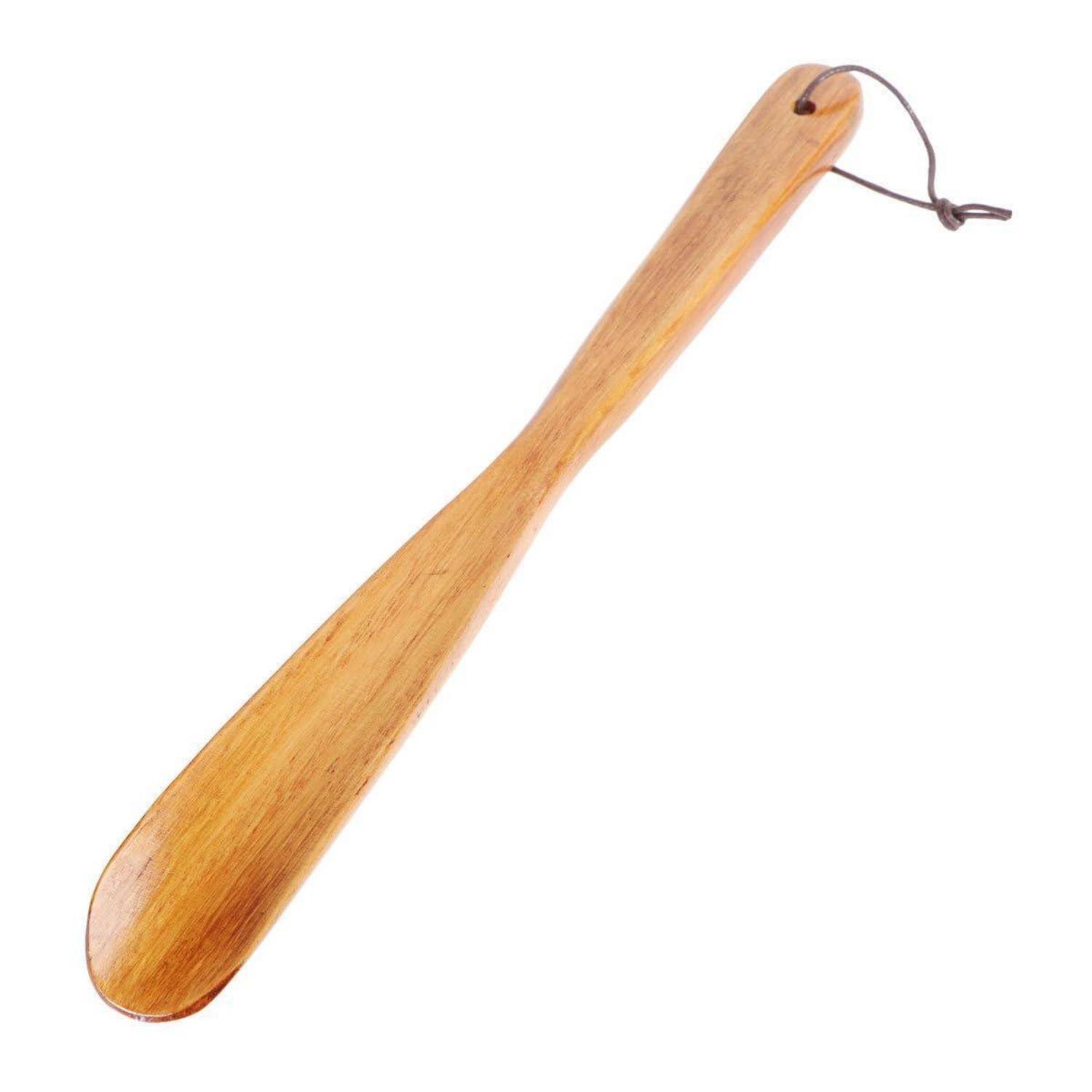 Schuhanzieher aus Holz mit einer Lederschnur, gezeigt auf weißem Hintergrund.