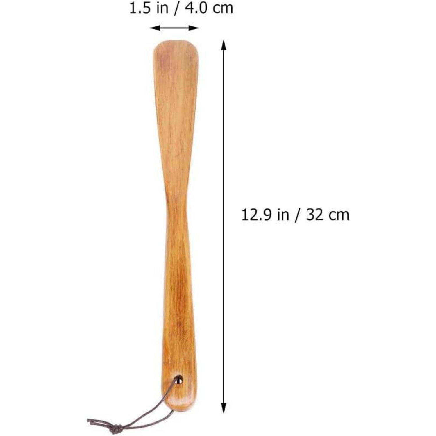 Holzspatel oder Holzpadel mit den Abmessungen: 12,9 Zoll (32 cm) lang und 1,5 Zoll (4 cm) breit.