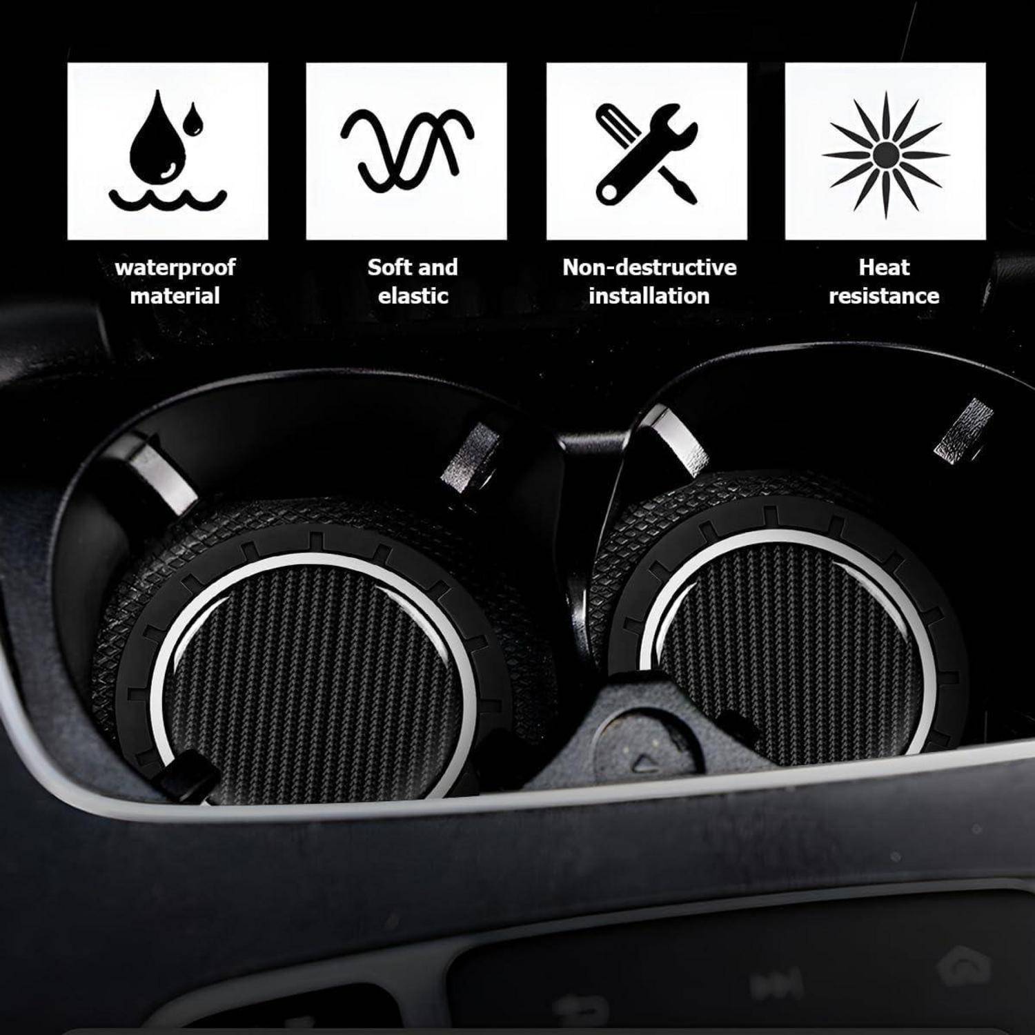 Autoinnenraum mit zwei runden Getränkehalter-Einsätzen, mit Symbolen oben, die Wasserdichtheit, Weichheit und Elastizität, zerstörungsfreie Installation und Wärmebeständigkeit hervorheben.