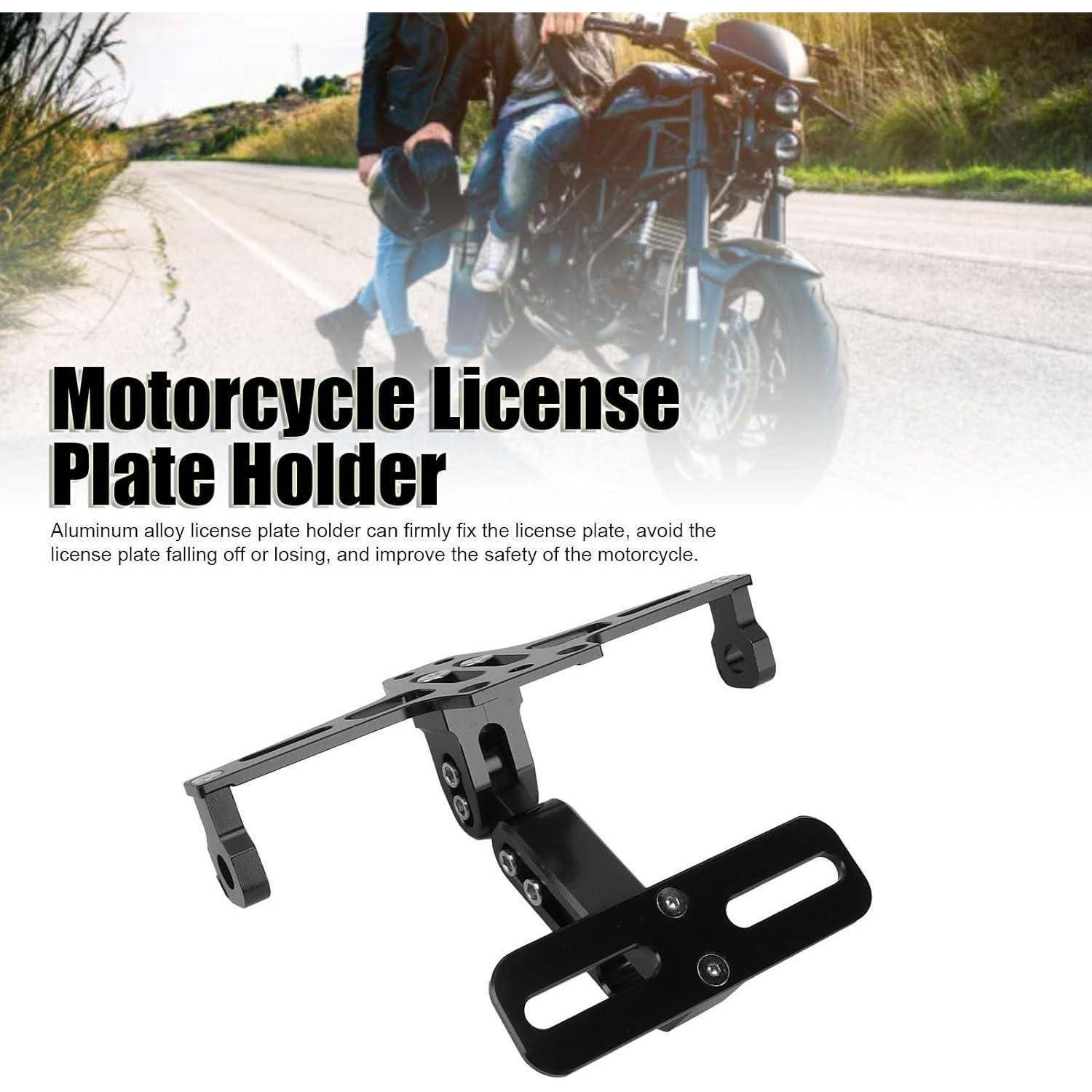 Halterung für Motorradkennzeichen auf Produktbildern, zeigt eine schwarze verstellbare Aluminiumhalterung mit Montagesteckplätzen und ein Fahrer im Hintergrund.