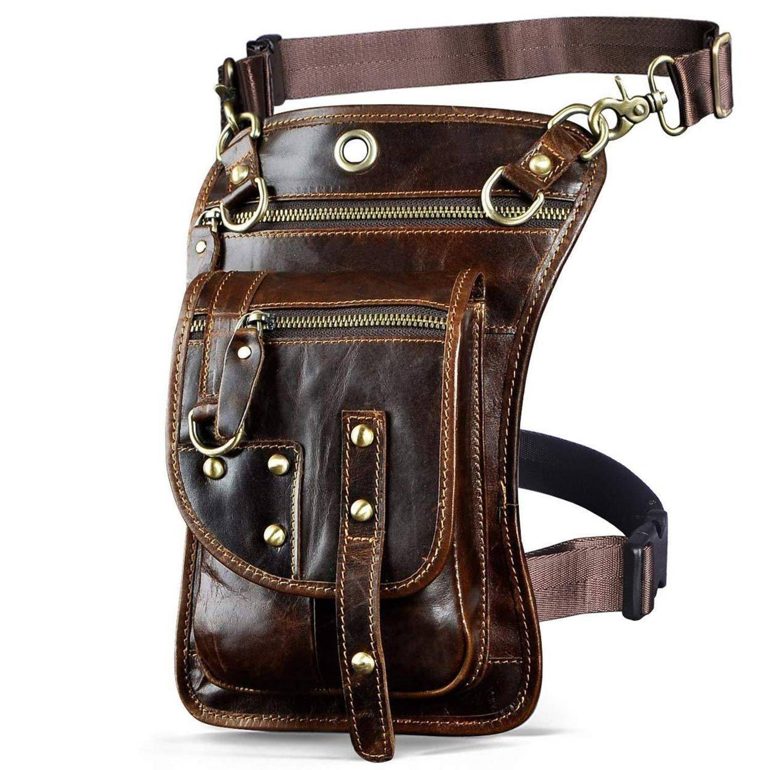 Braune Leder-Oberschenkeltasche mit verstellbaren Hüft- und Oberschenkelriemen, mehreren Reißverschluss- und Druckknopftaschen, auf weißem Hintergrund dargestellt.