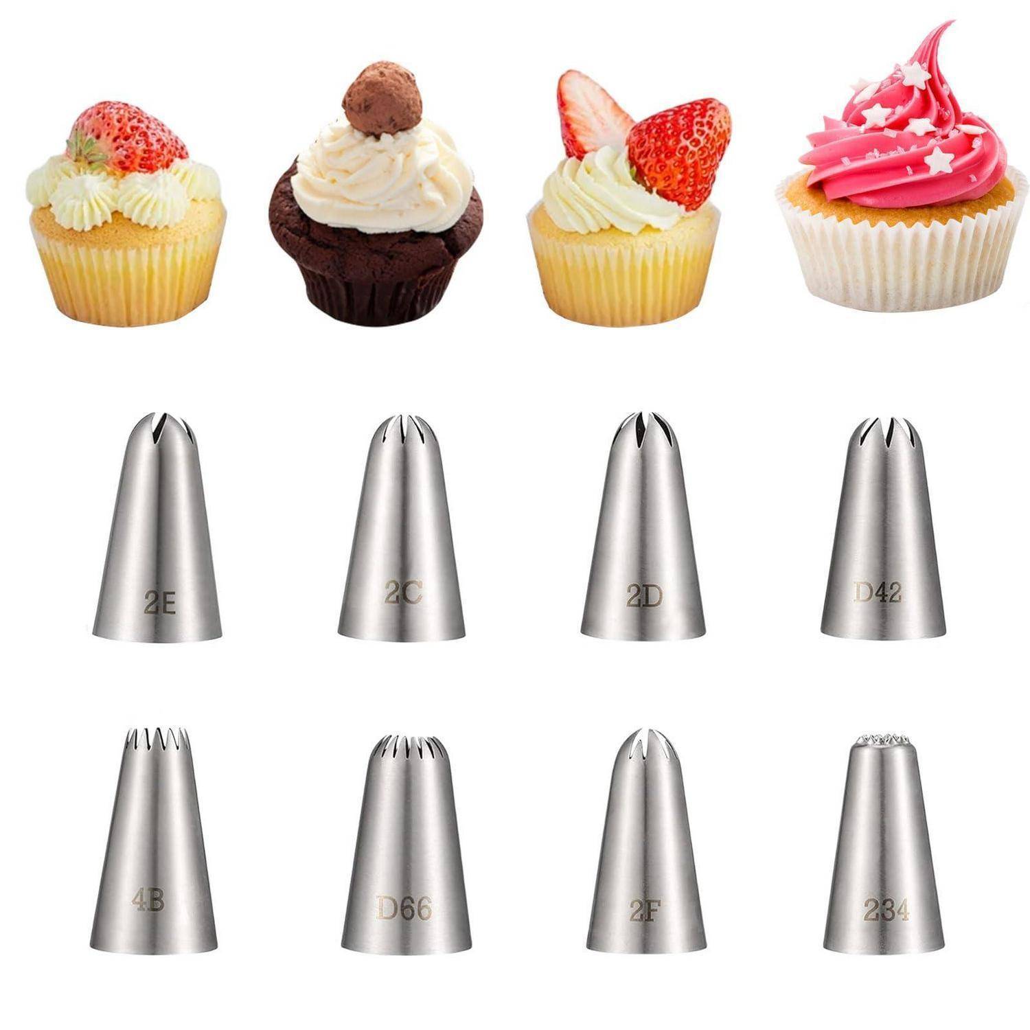 Anzeige von vier gefrosteten Cupcakes über acht nummerierten Metallspritztülen zum Verzieren von Gebäck.