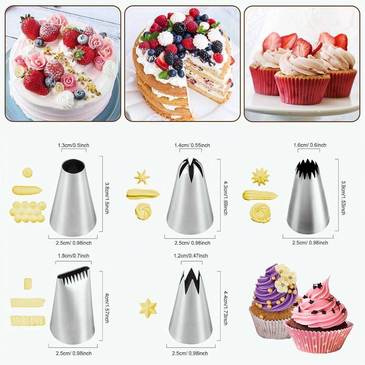 Collage mit dekorierten Kuchen und Cupcakes sowie fünf Metallspritzaufsätzen mit Beispielen von Zuckerguss-Formen und Aufsatzgrößen, beschriftet in cm und Zoll.