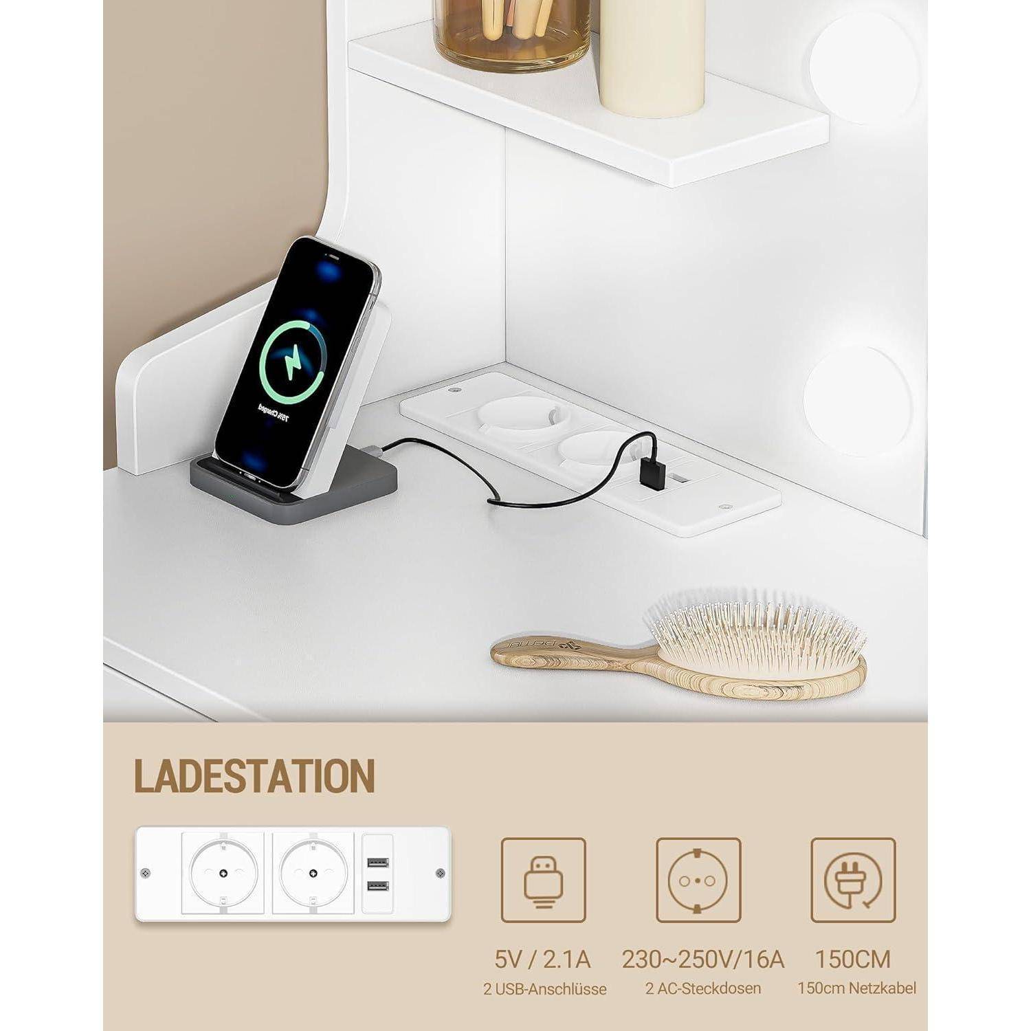 Schreibtisch-Ladestation mit Telefon auf Ständer, verbunden durch Kabel, mit integrierten Steckdosen und USB-Anschlüssen, beschriftet mit „LADESTATION