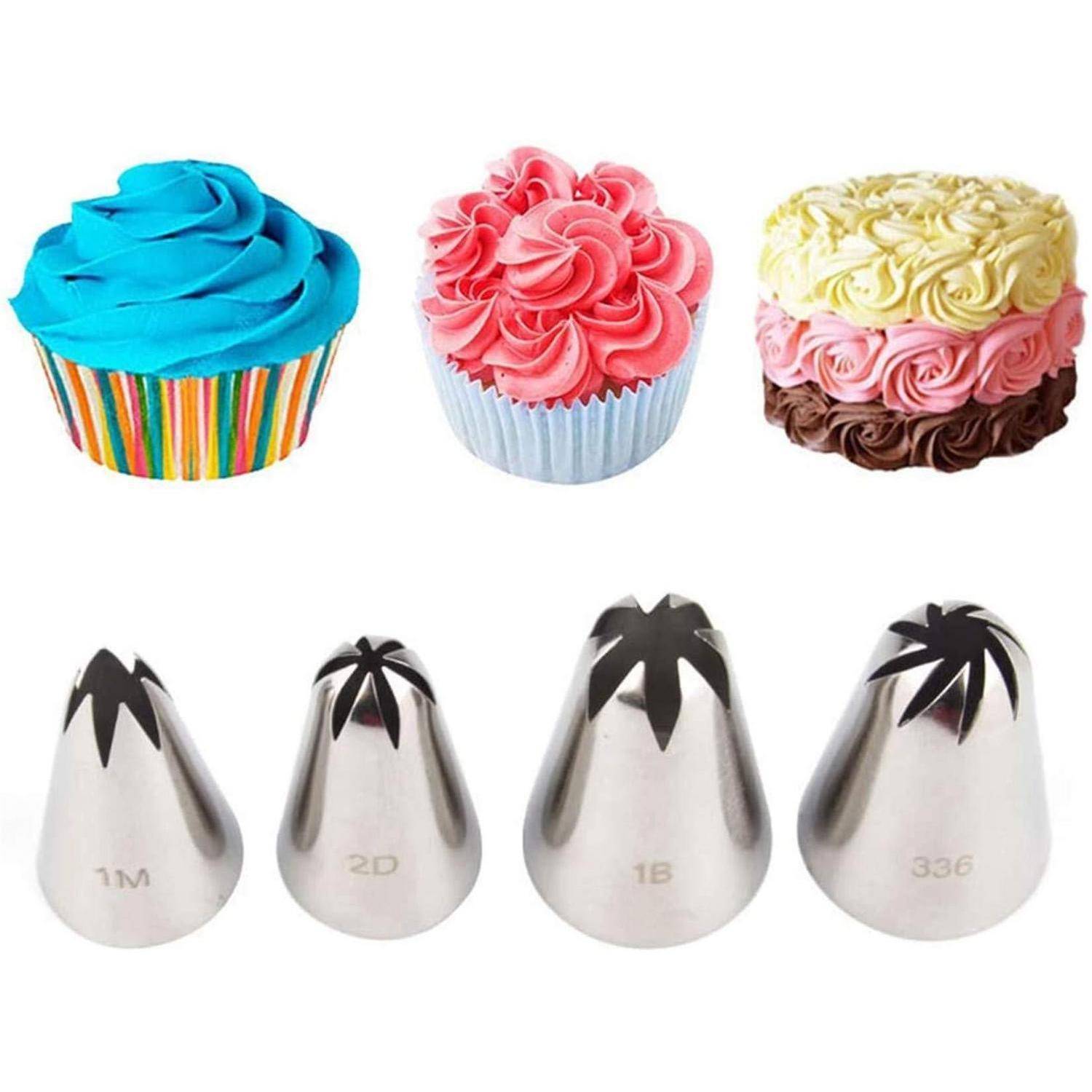 Tipps zum Verzieren von Cupcakes, die unterhalb von drei mit Frosting überzogenen Cupcakes gezeigt werden, mit den Bezeichnungen 1M, 2D, 1B und 336, zum Spritzen verschiedener Glasur-Designs.