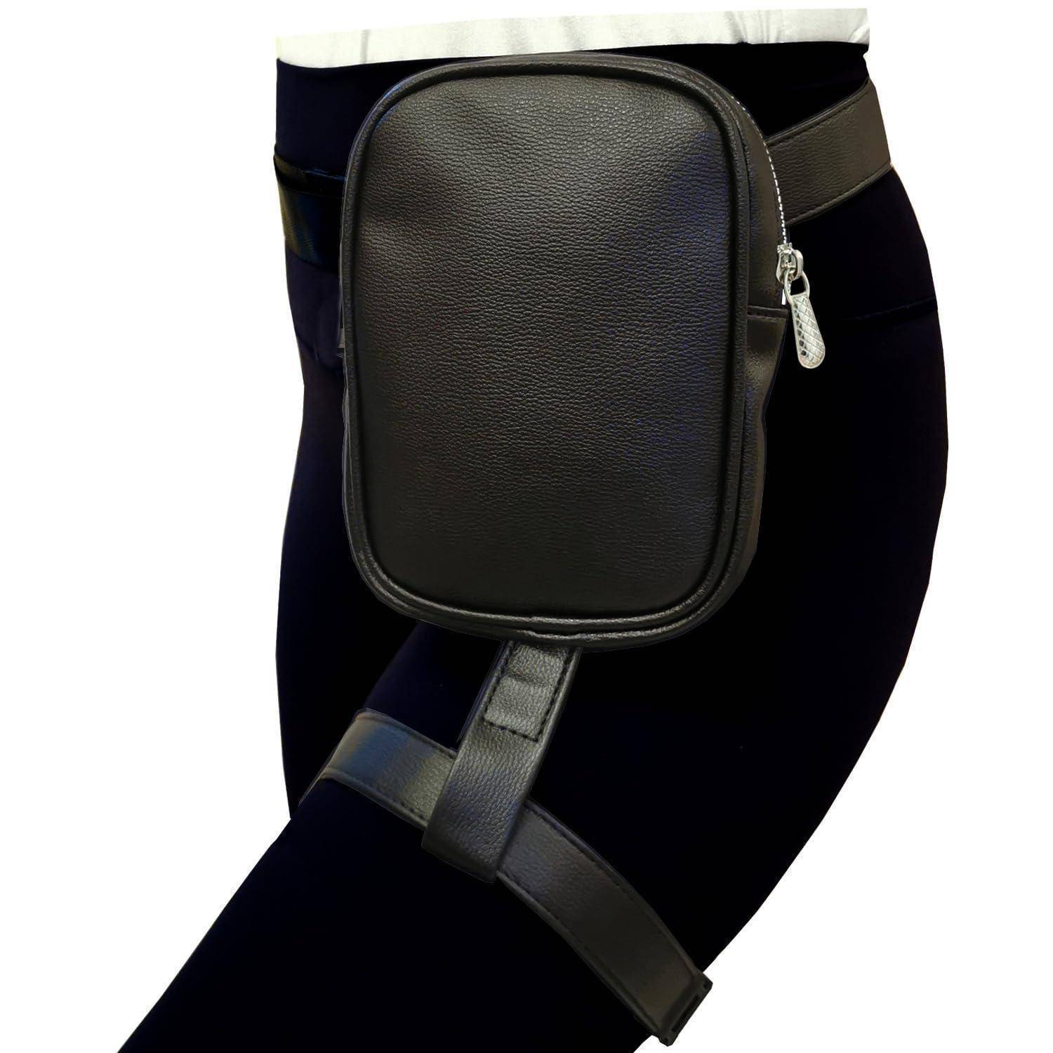 Schwarze Lederoberschenkeltasche, die am Oberschenkel einer Person befestigt ist, mit einer vorderen Reißverschlusstasche und verstellbarem Gürtel.