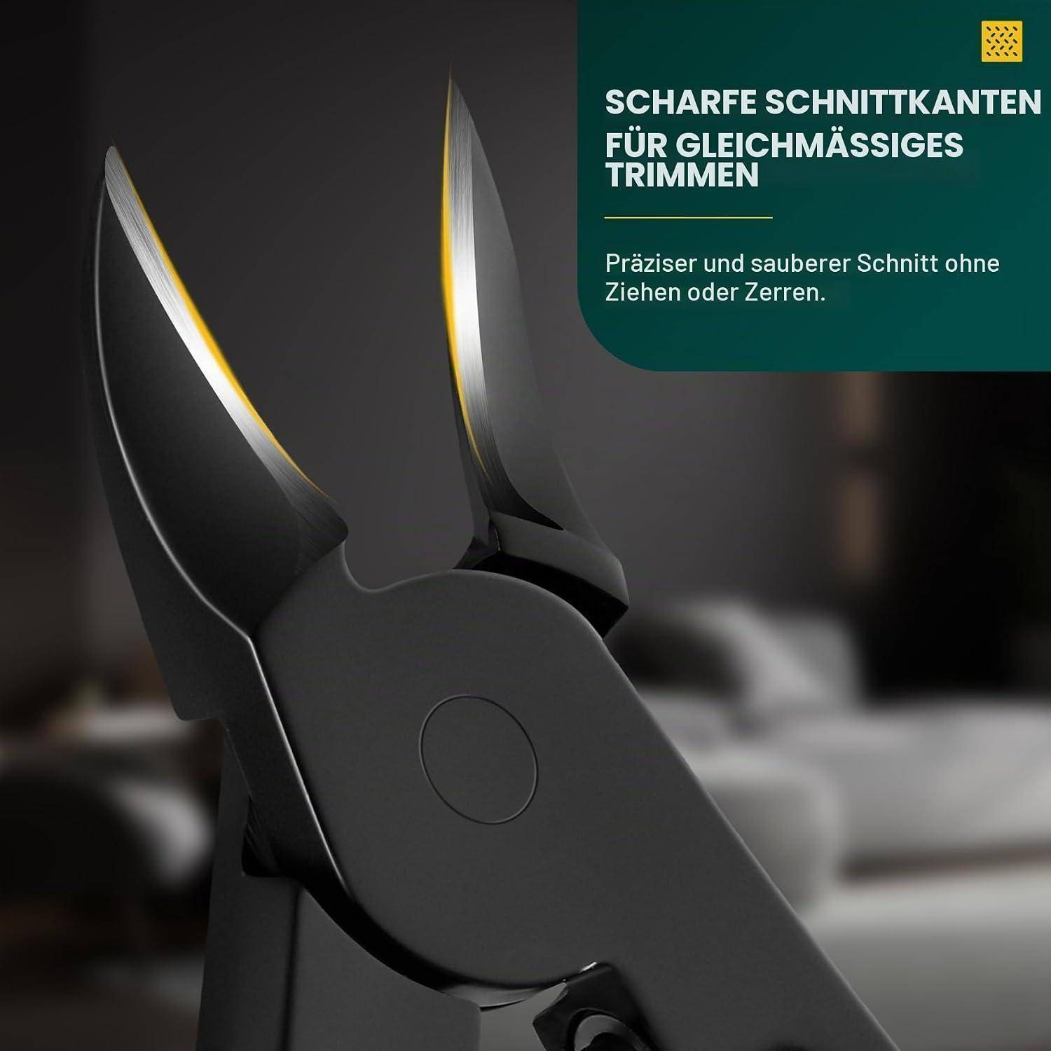 Nahaufnahme schwarzer Gartenscheren mit scharfen Klingen; deutscher Text sagt „SCHARFE SCHNITTKANTEN FÜR GLEICHMÄSSIGES TRIMMEN