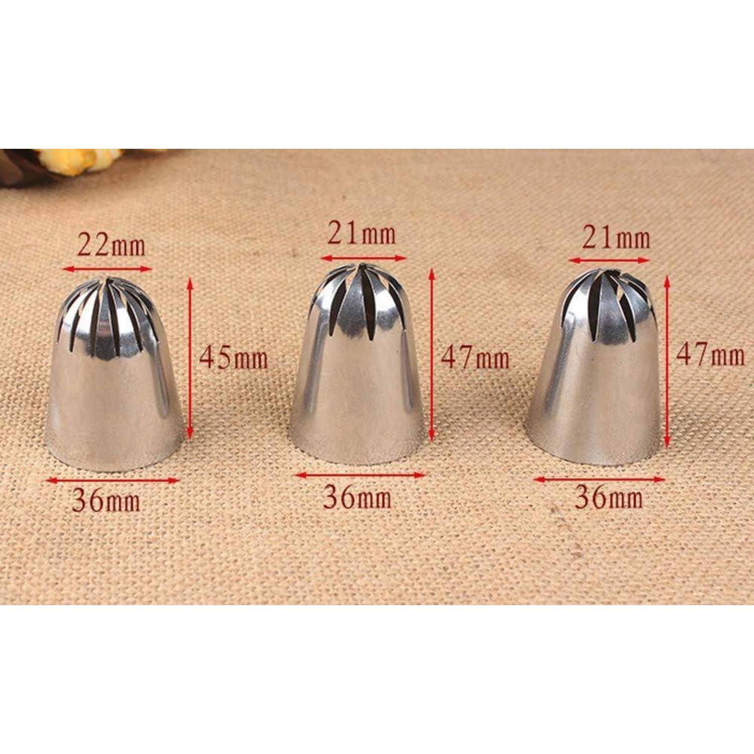 Drei Metallrohr-Düsen mit Größenetikett shown: 22 mm oben, 36 mm Basis, 45 mm Höhe; zwei weitere 21 mm oben, 36 mm Basis, 47 mm Höhe.