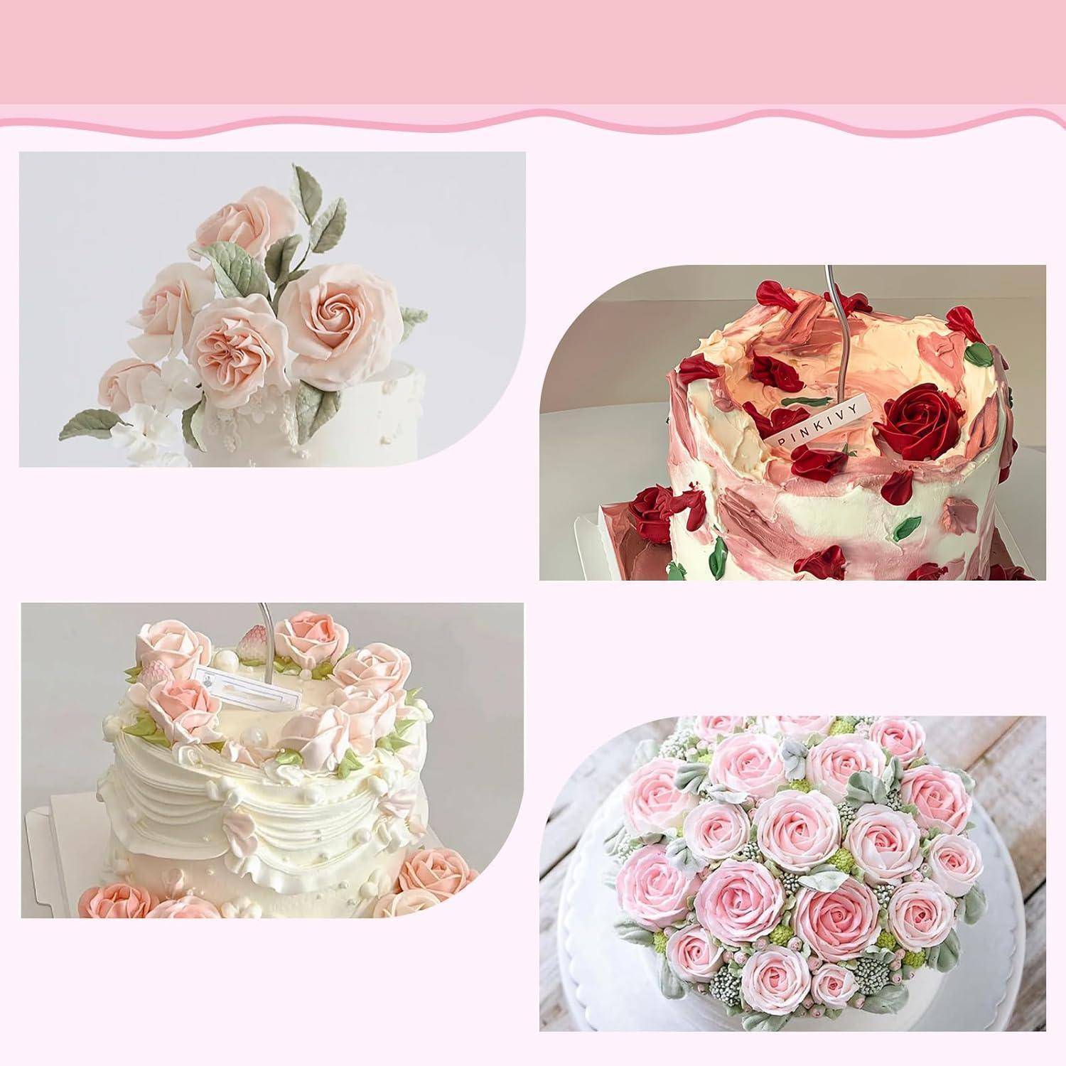 Collage aus vier pastellrosa, mit Rosen dekorierten Kuchen und Blumenarrangements auf hellrosa Hintergrund.